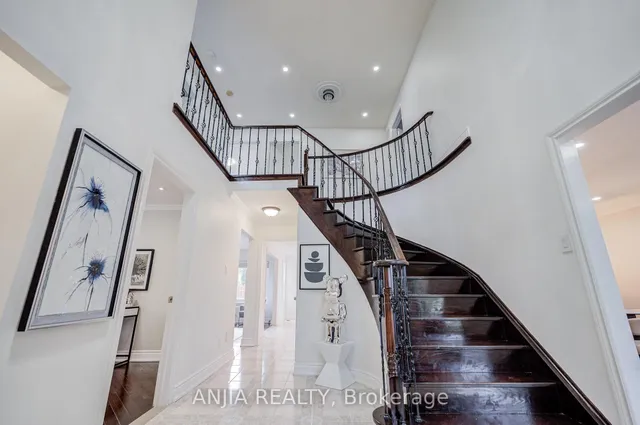 4 Townley Ave, Markham 4