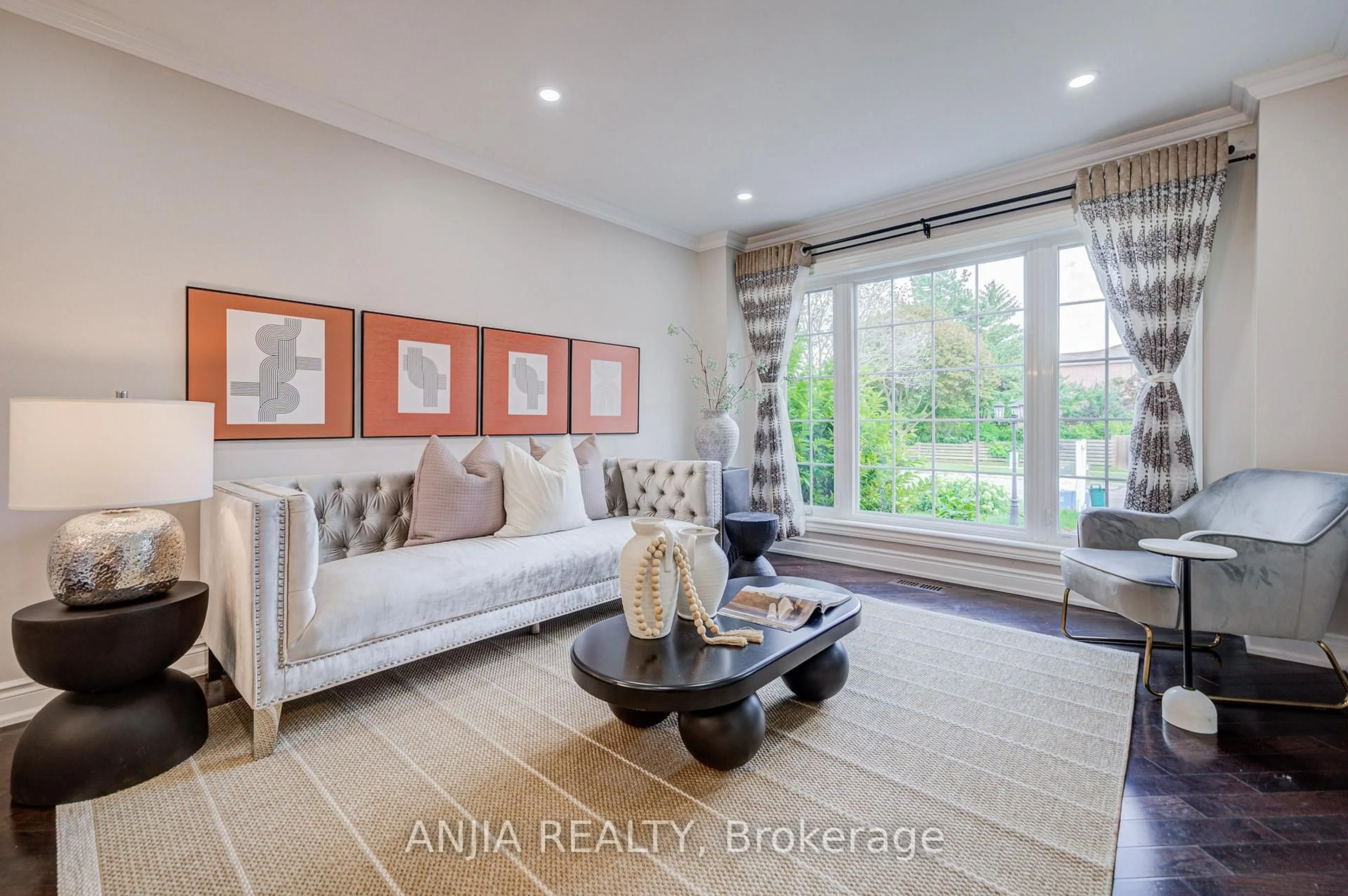 Living room with furniture, ceramic/tile floor for 4 Townley Ave, Markham Ontario L3S 1C9