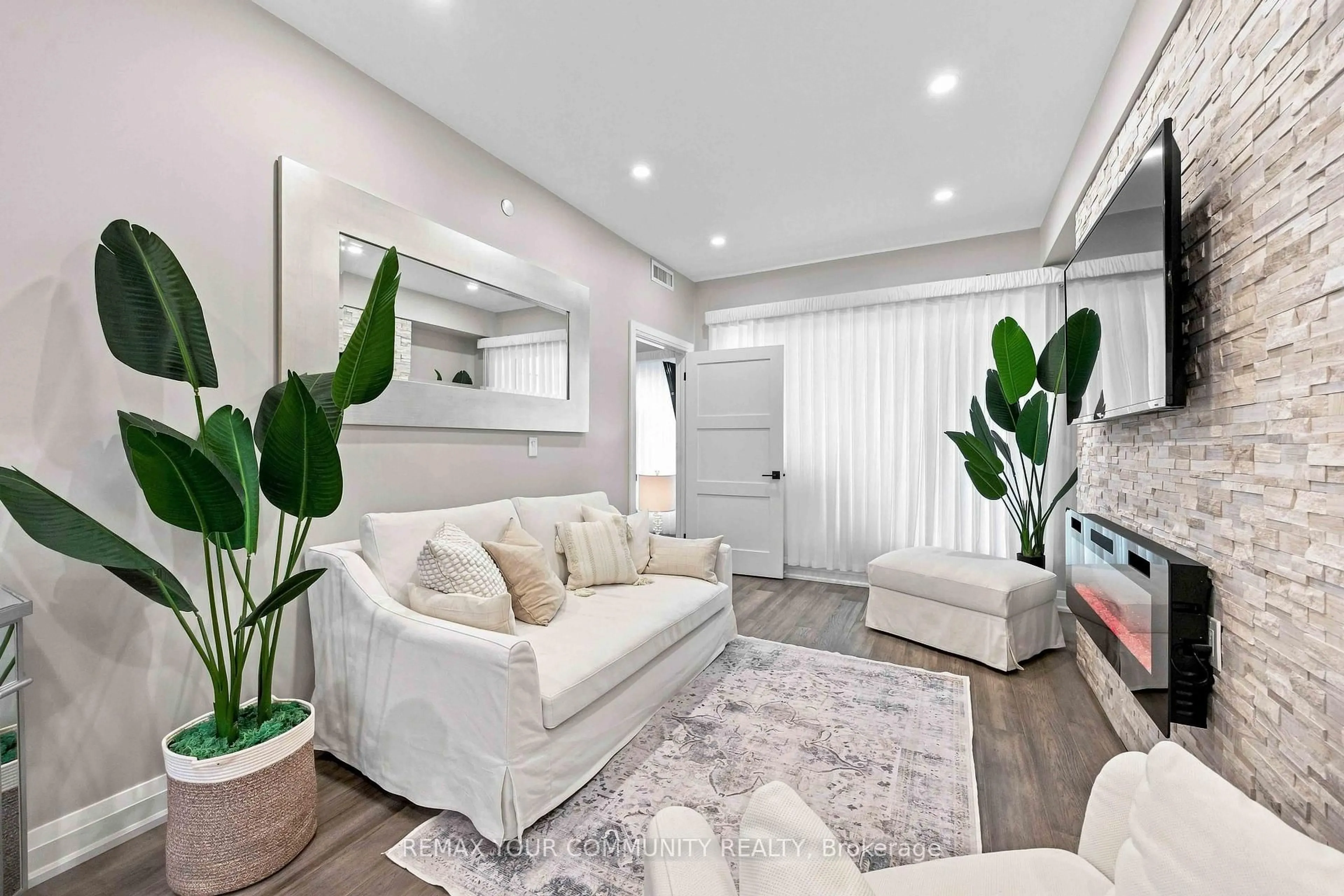 Living room with furniture, unknown for 555 William Graham Dr #238, Aurora Ontario L4G 4H9