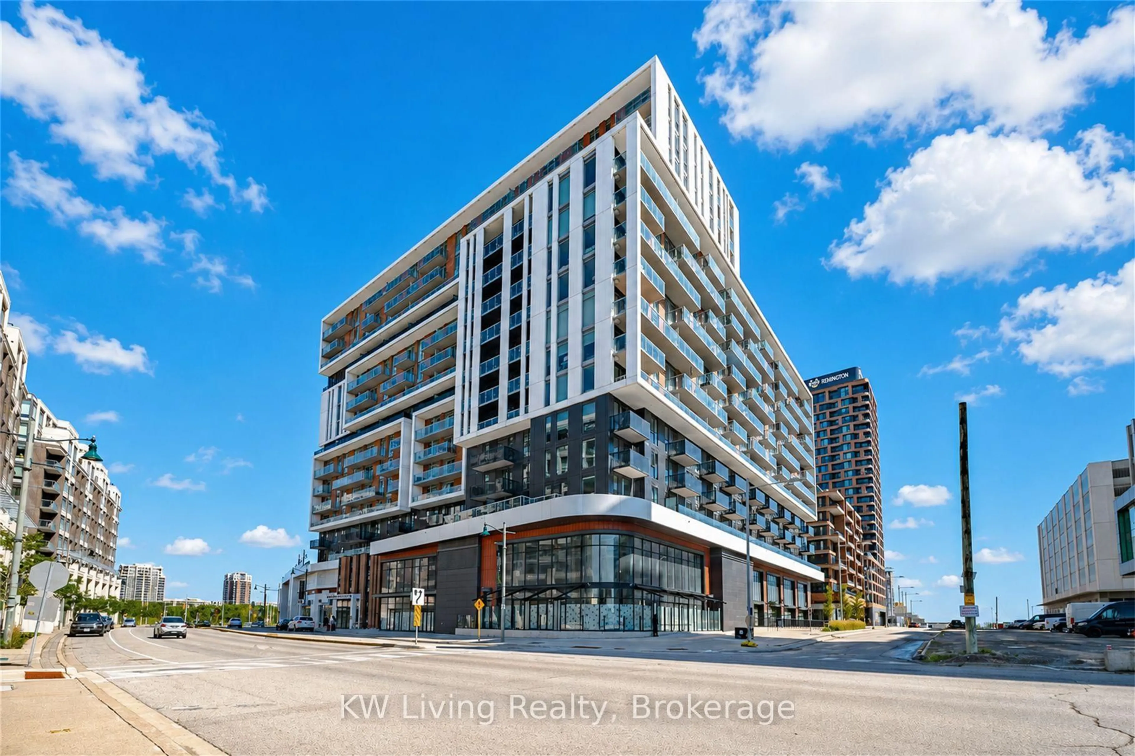 Indoor foyer for 8119 Birchmount Rd #728, Markham Ontario L6G 0H5