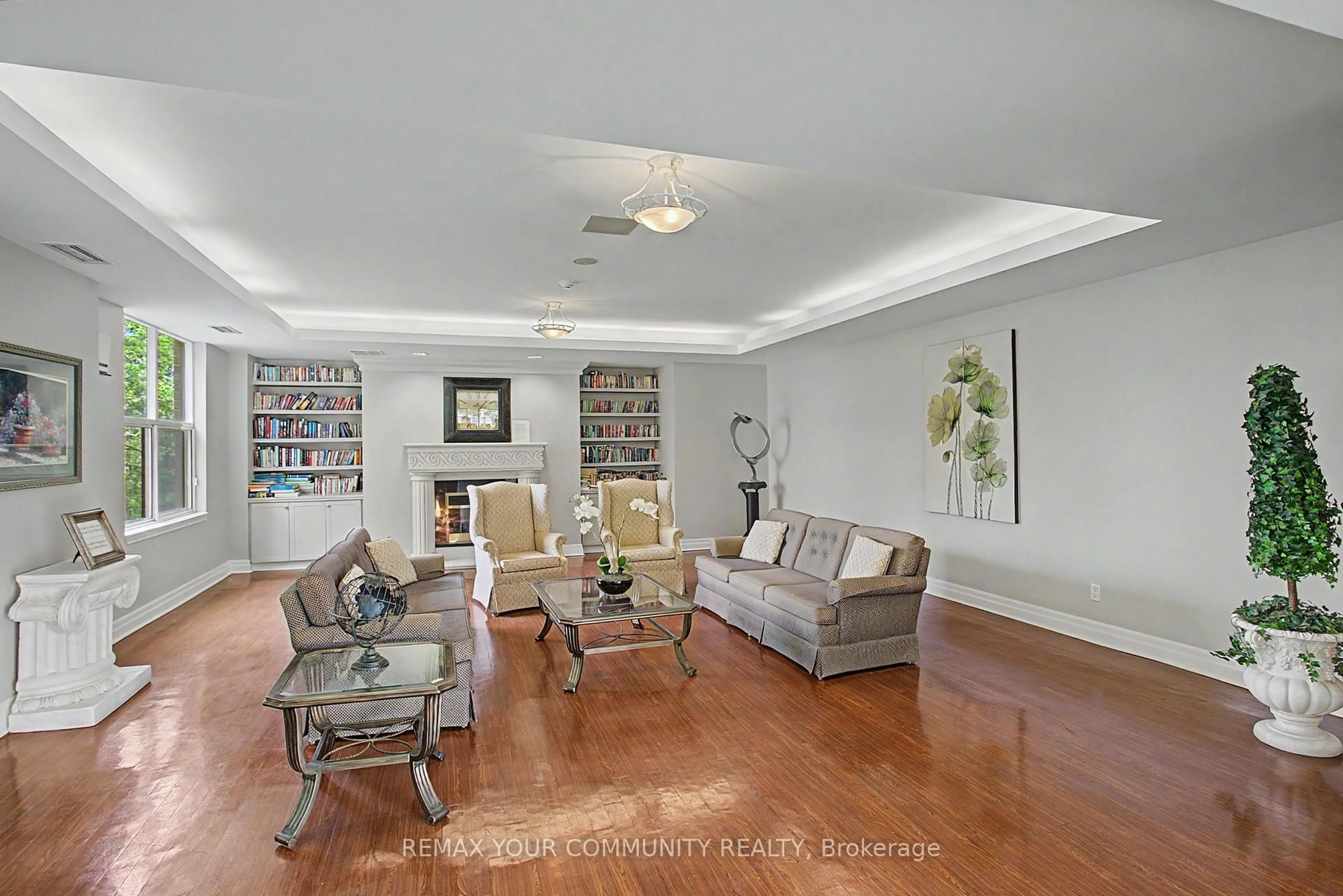 Living room with furniture, unknown for 2506 Rutherford Rd #312, Vaughan Ontario L4K 5N5