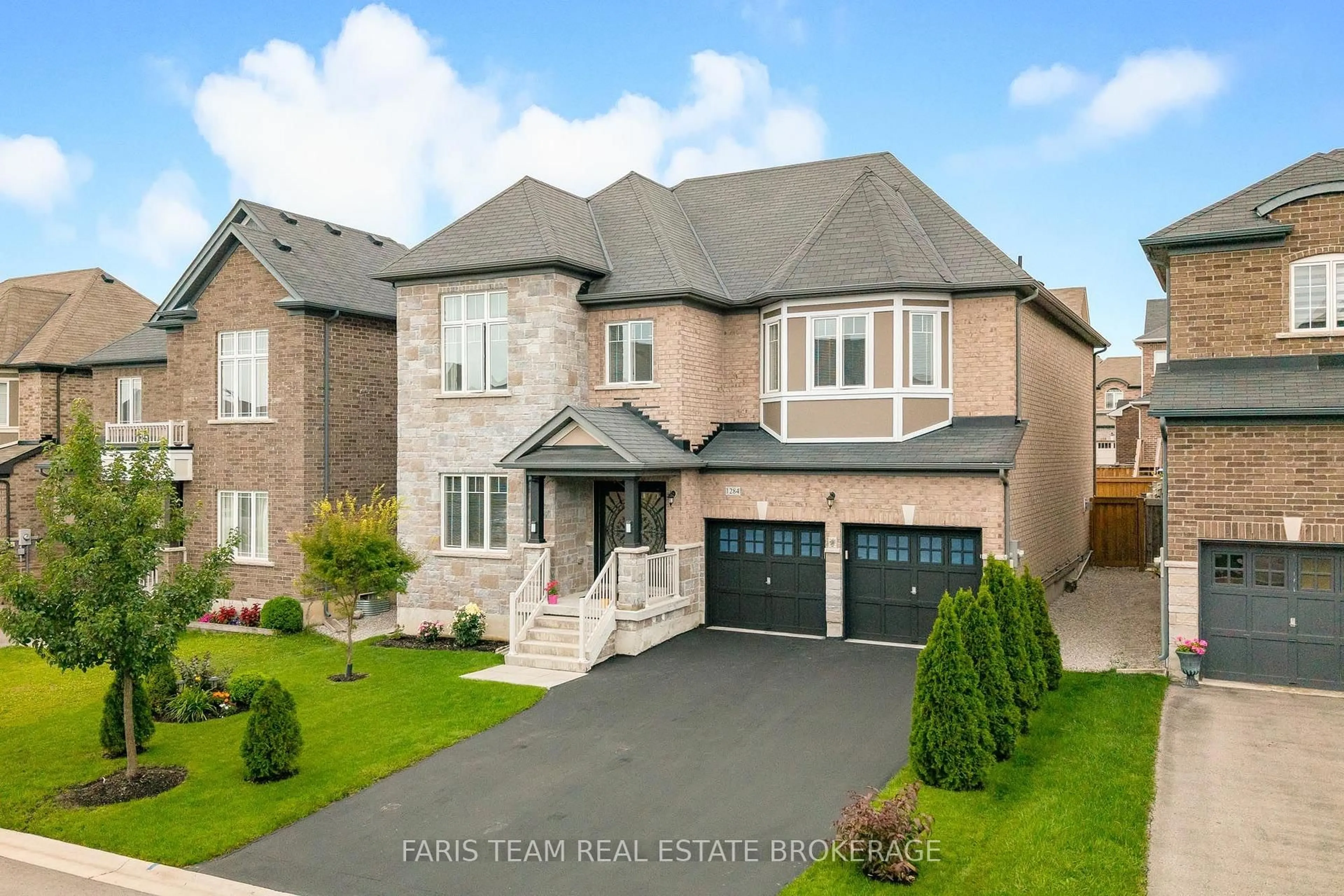 Home with brick exterior material, street for 1284 Harrington St, Innisfil Ontario L0L 1W0