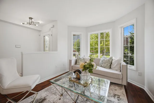 187 Red Maple Rd, Richmond Hill 4