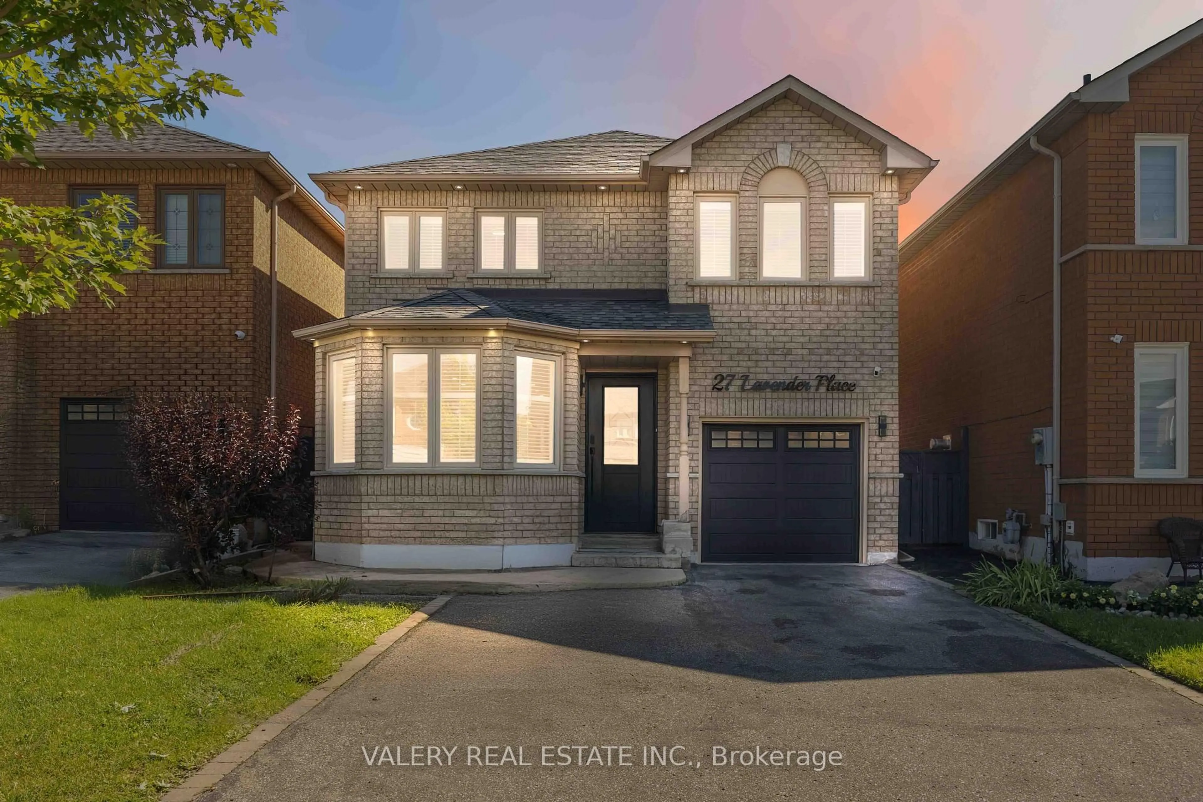 Home with brick exterior material, street for 27 Lavender Pl, Vaughan Ontario L4L 9B3