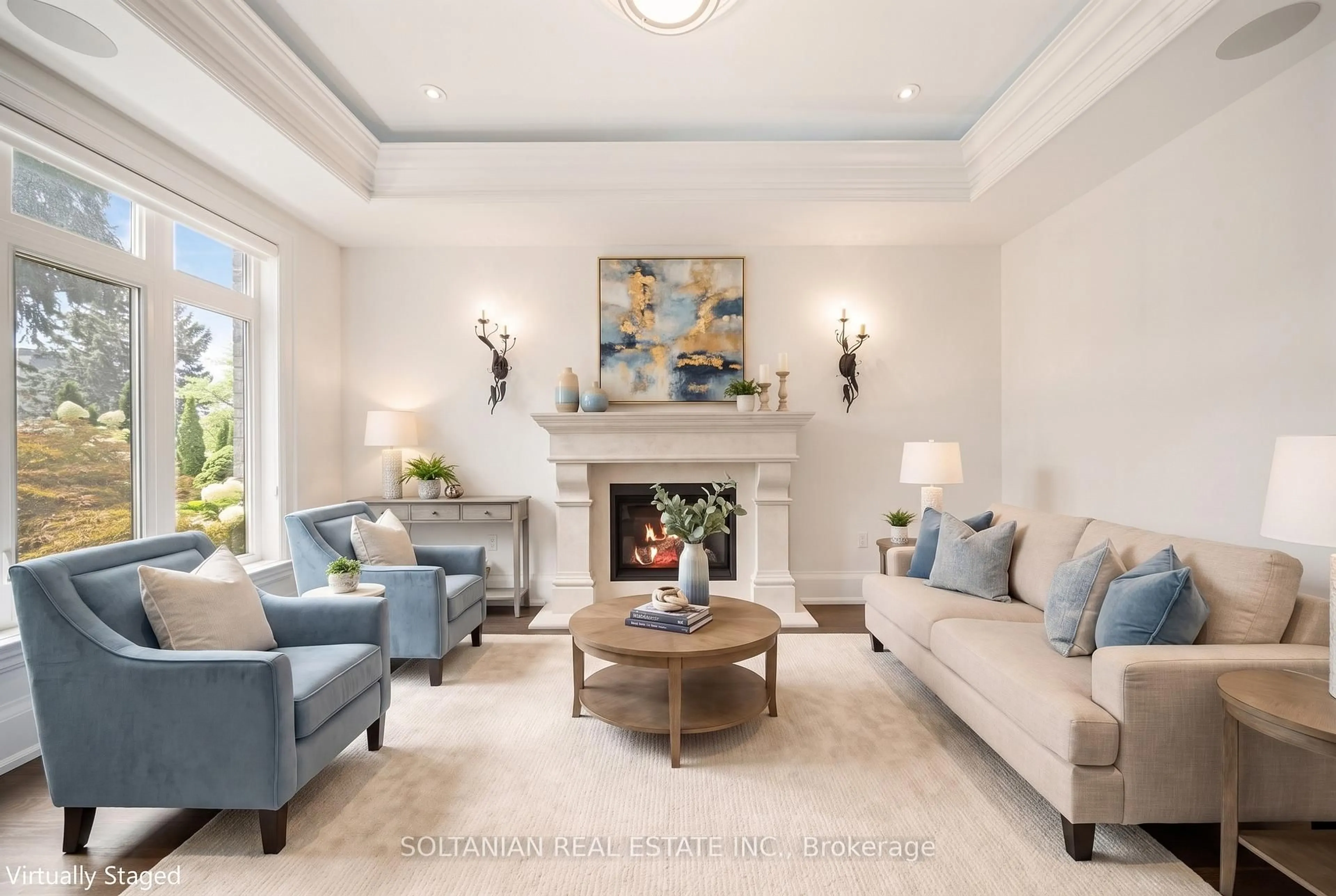 Living room with furniture, unknown for 74 Yongehurst Rd, Richmond Hill Ontario L4C 3T2