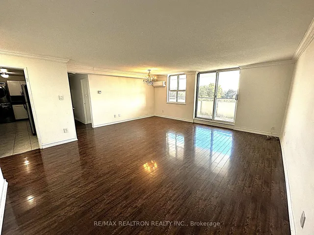 80 Inverlochy Blvd #504, Markham 3