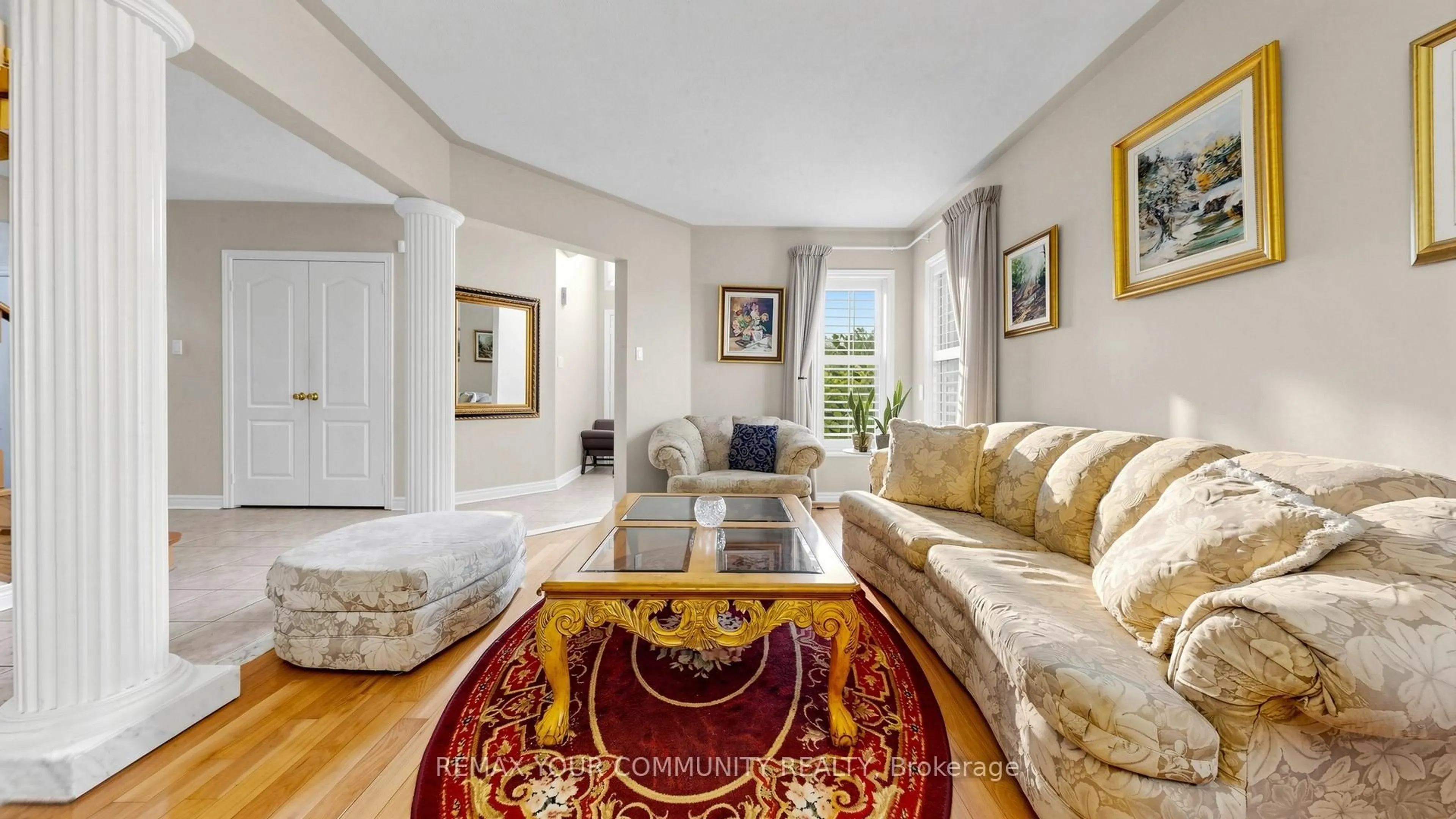 Living room with furniture, unknown for 78 Zippora Dr, Richmond Hill Ontario L4S 2M7