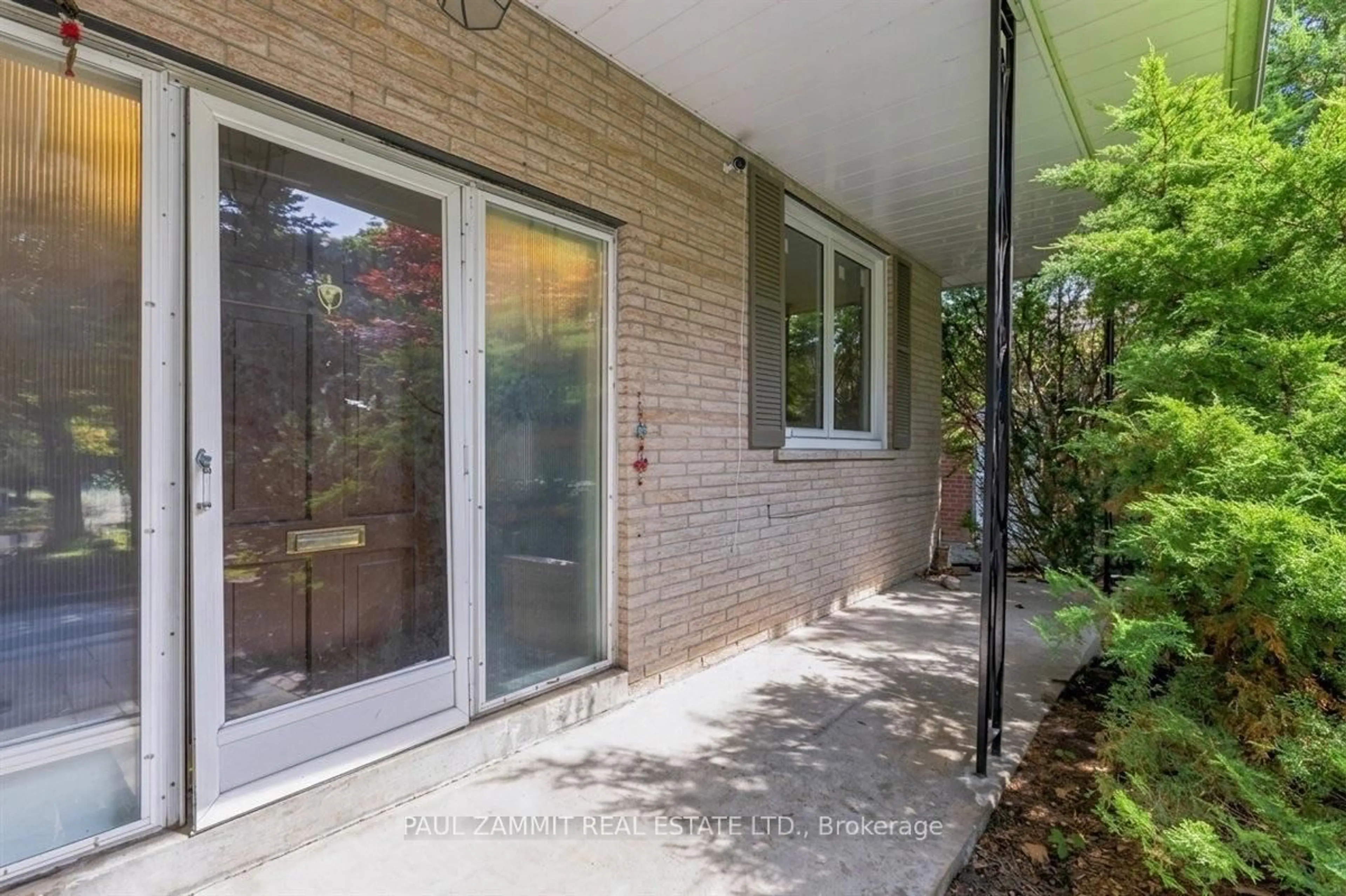 Patio, street for 46 Castle Harbour Lane, Markham Ontario L3T 3A2