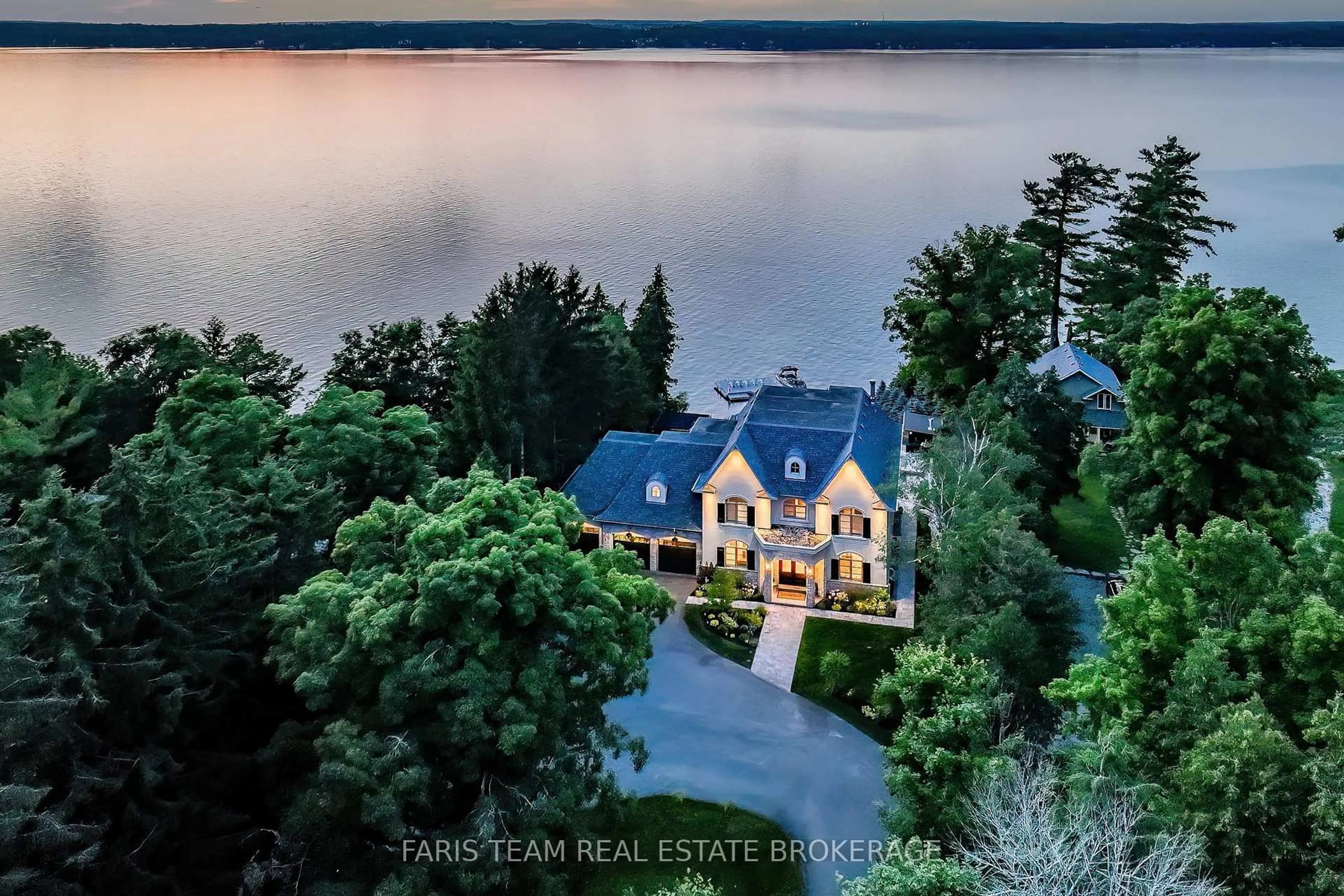 A pic from outside/outdoor area/front of a property/back of a property/a pic from drone, water/lake/river/ocean view for 3964 Guest Rd, Innisfil Ontario L9S 2T4