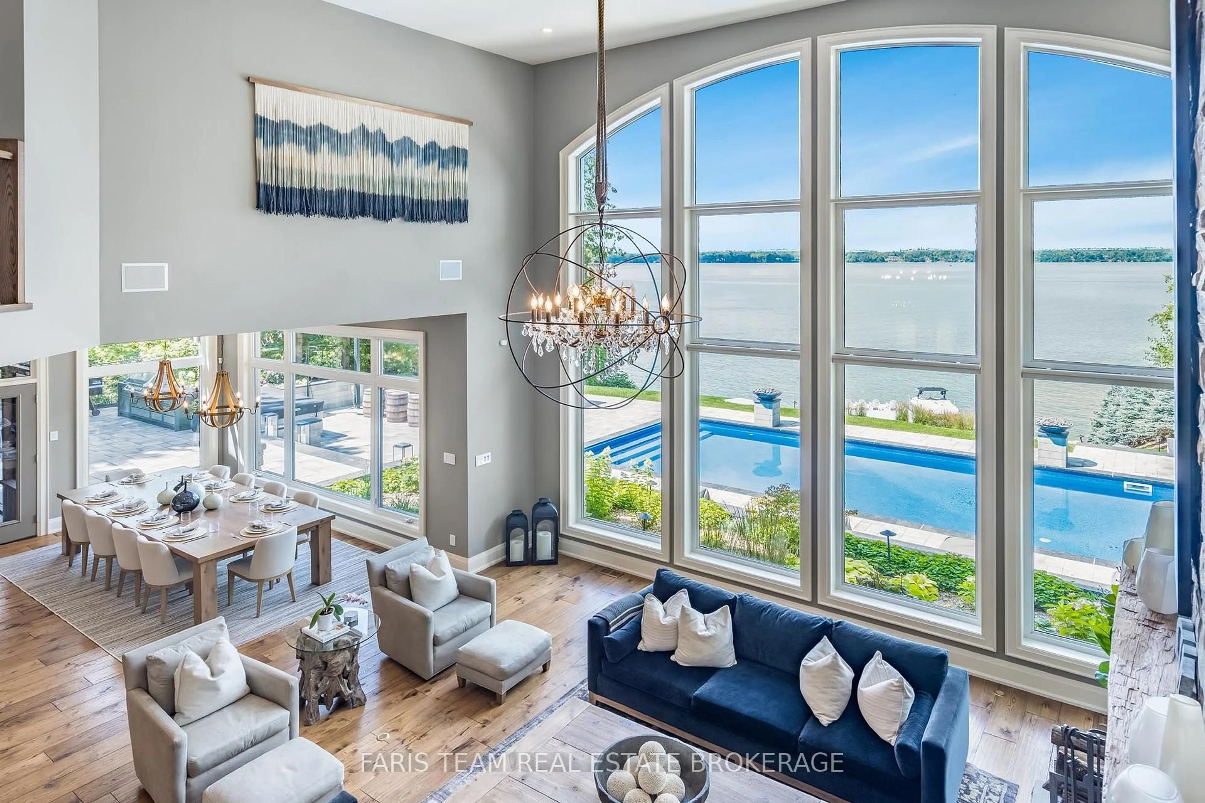 Living room with furniture, unknown for 3964 Guest Rd, Innisfil Ontario L9S 2T4