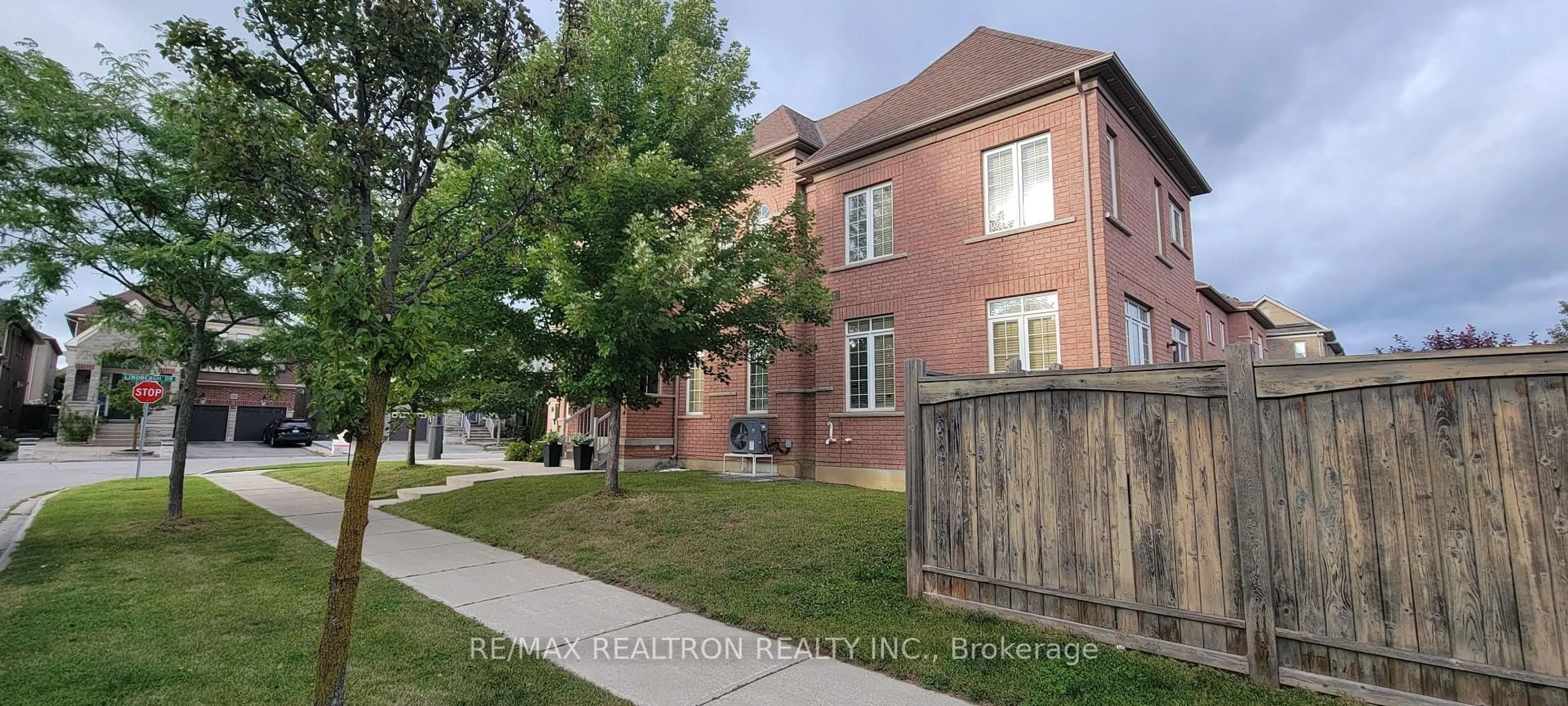 Home with brick exterior material, street for 119 Lindbergh Dr, Vaughan Ontario L4H 1M1