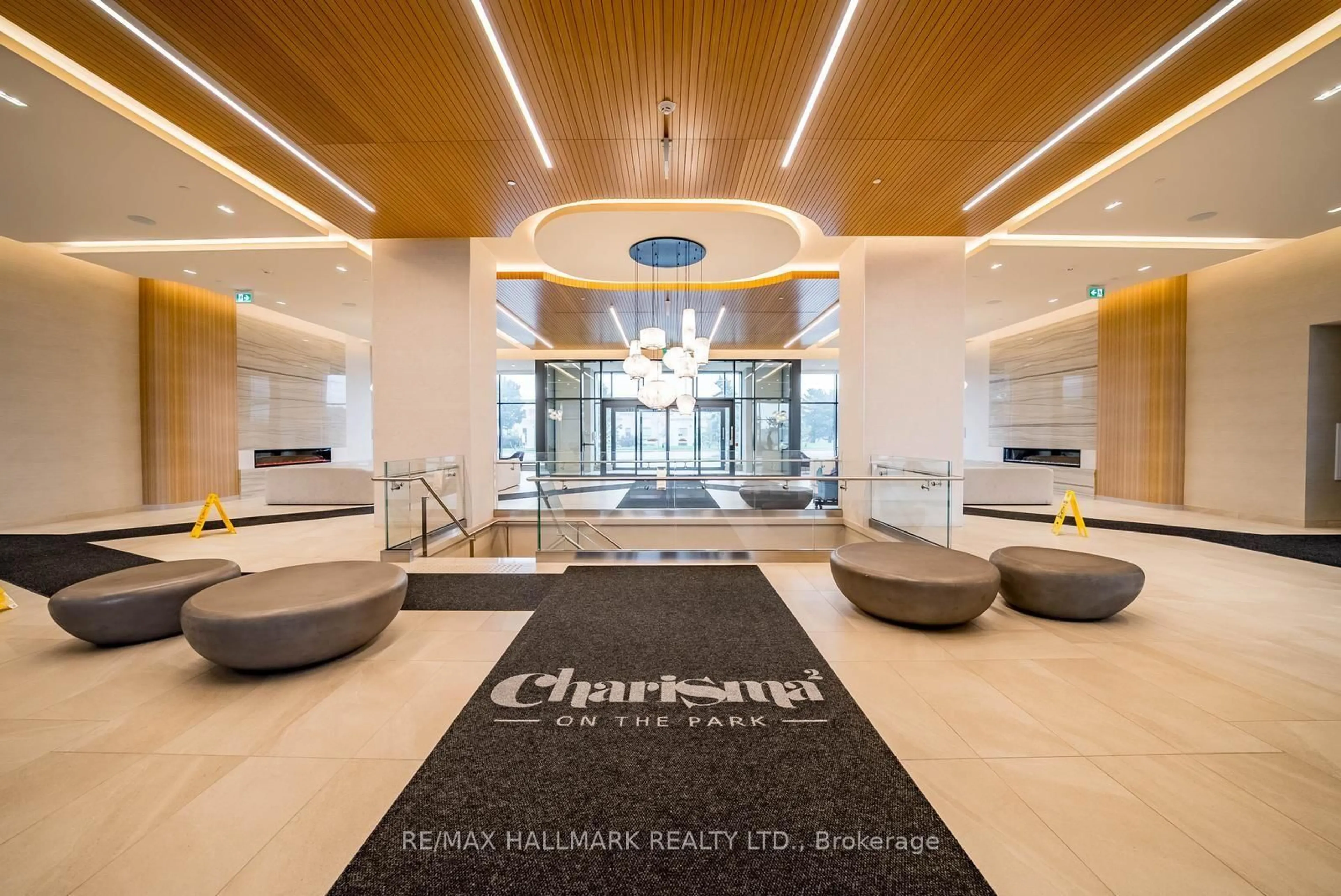 Lobby for 8960 Jane St #1706, Vaughan Ontario L4K 0N9