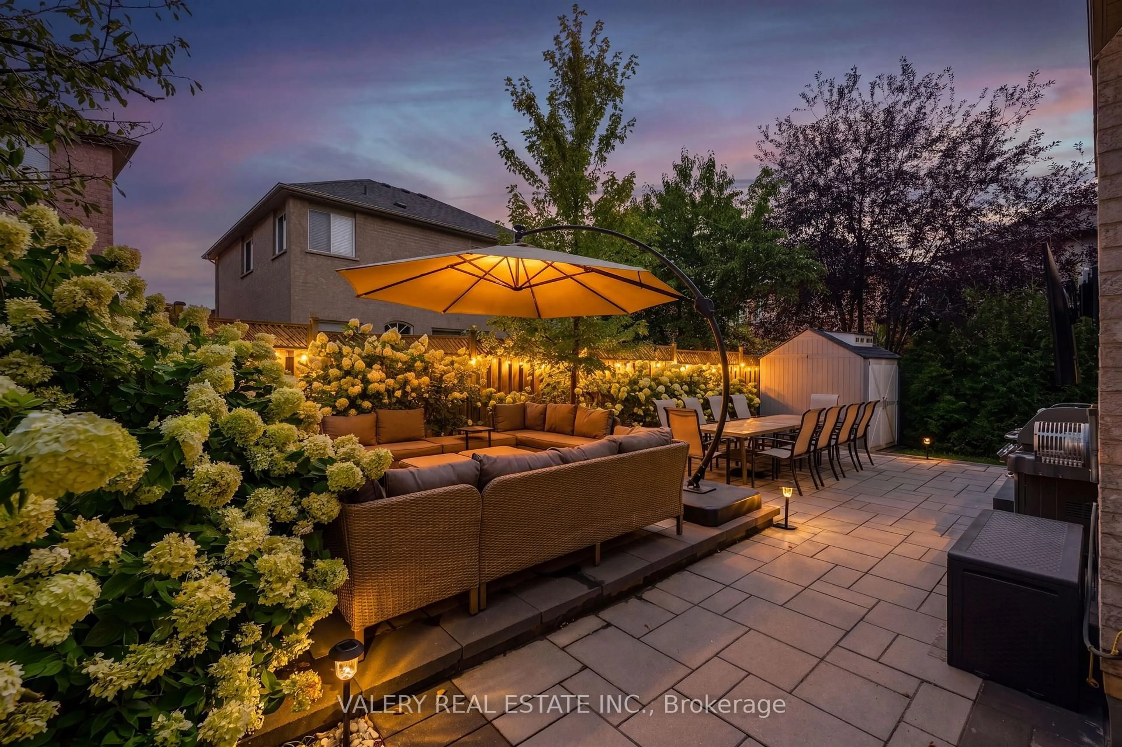 Patio, street for 9 Vanguard Rd, Vaughan Ontario L4K 5G4