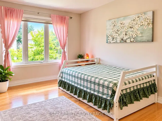 47 Pathlane Rd, Richmond Hill 5