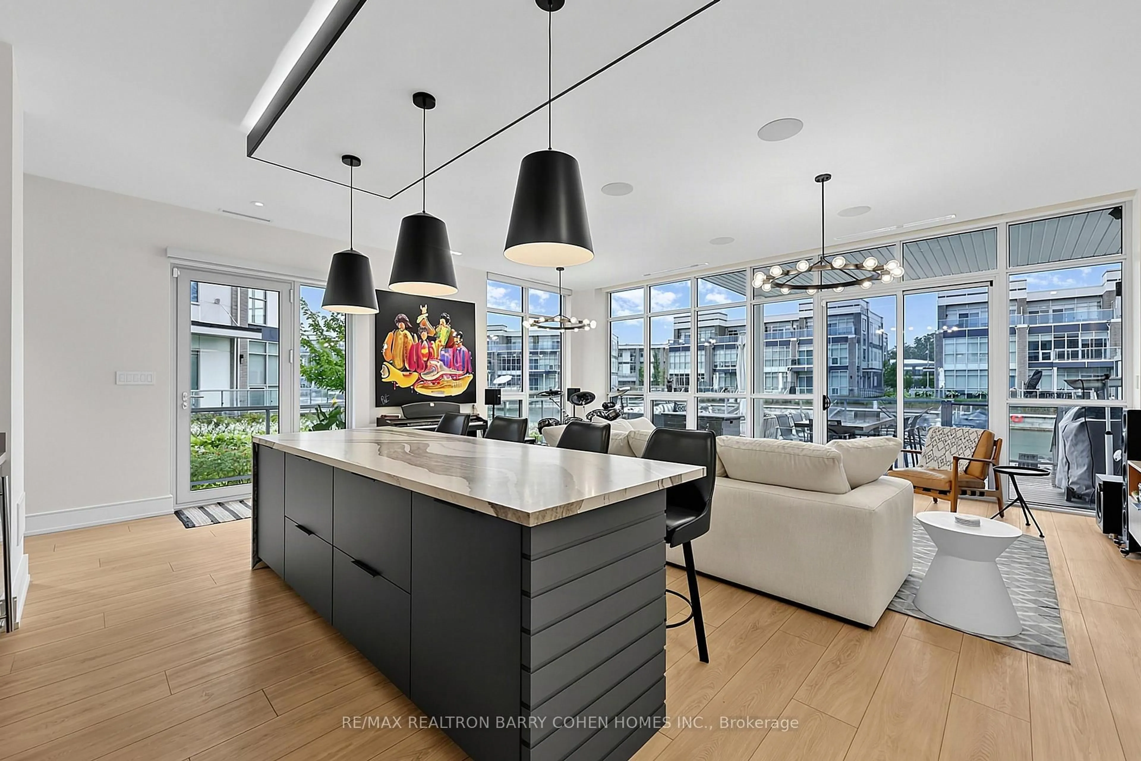 Open concept kitchen, unknown for 3674 Ferretti Crt, Innisfil Ontario L9S 0N6