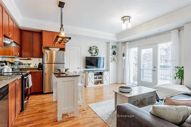 261 John Way #2, Aurora 5