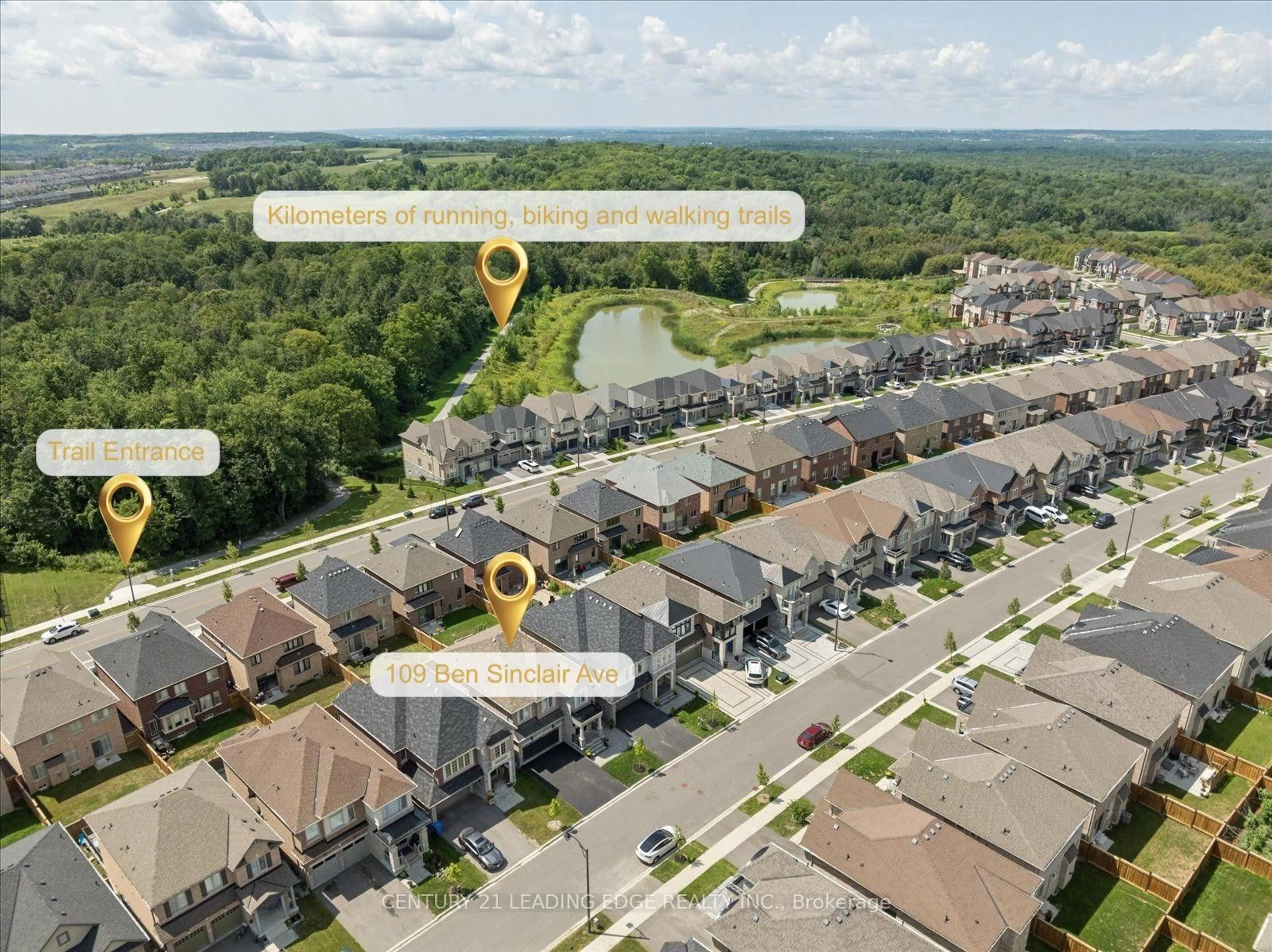 A pic from outside/outdoor area/front of a property/back of a property/a pic from drone, water/lake/river/ocean view for 109 Ben Sinclair Ave, East Gwillimbury Ontario L9N 0S3