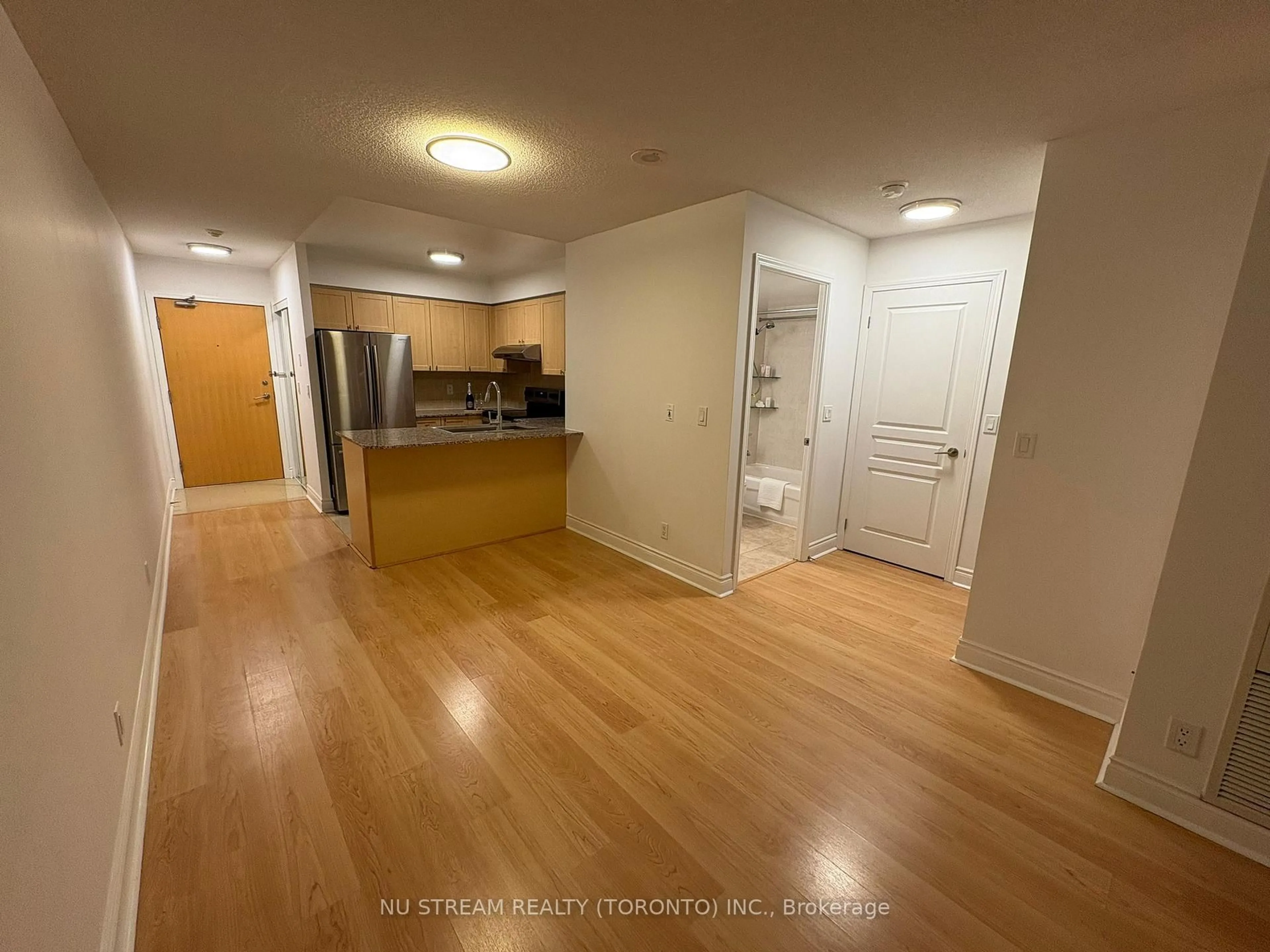 A pic of a room for 55 South Town Centre Blvd #605, Markham Ontario L6G 0B1