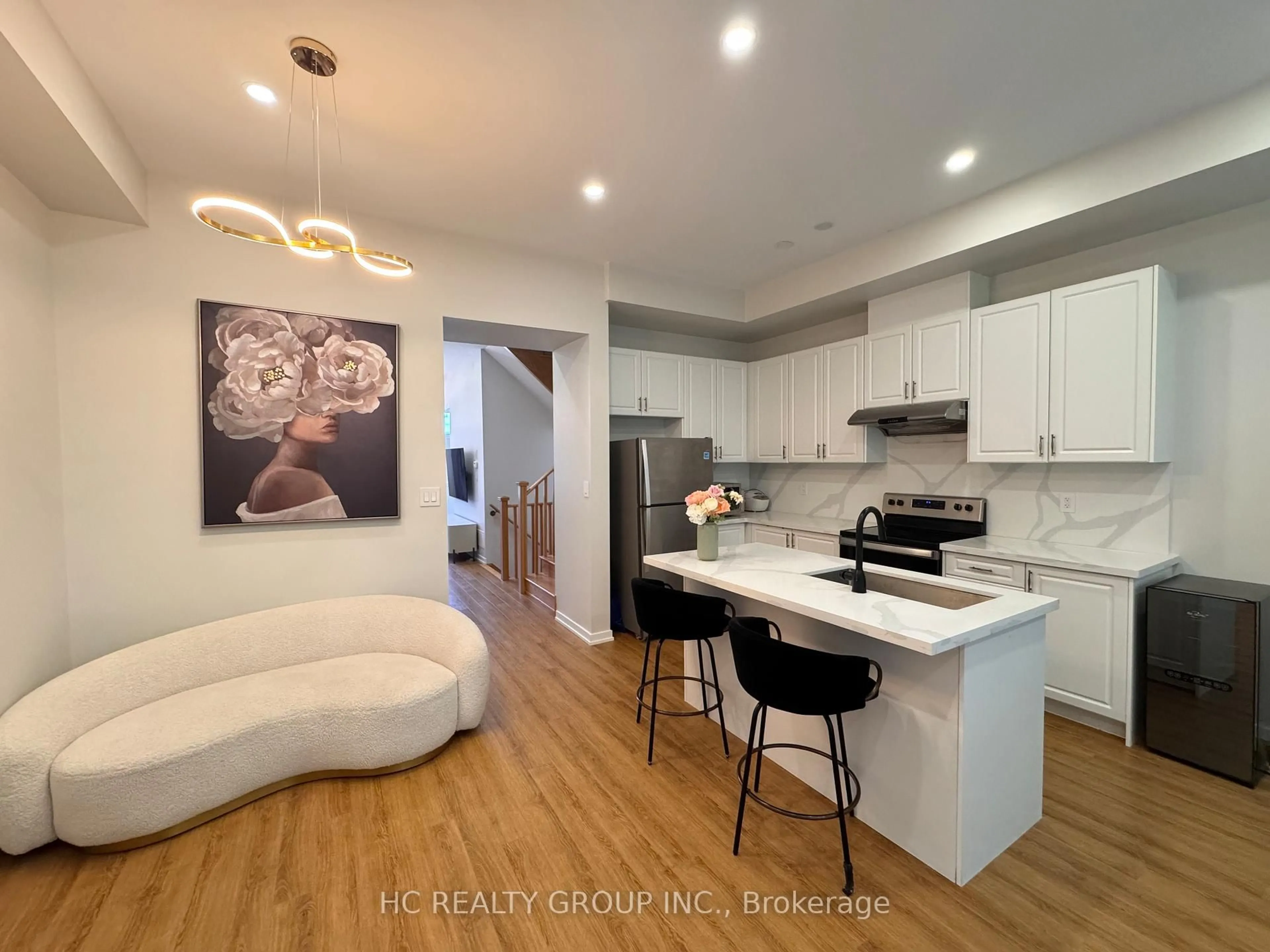 Open concept kitchen, unknown for 58 Pantheon Lane, Markham Ontario L6E 0V3