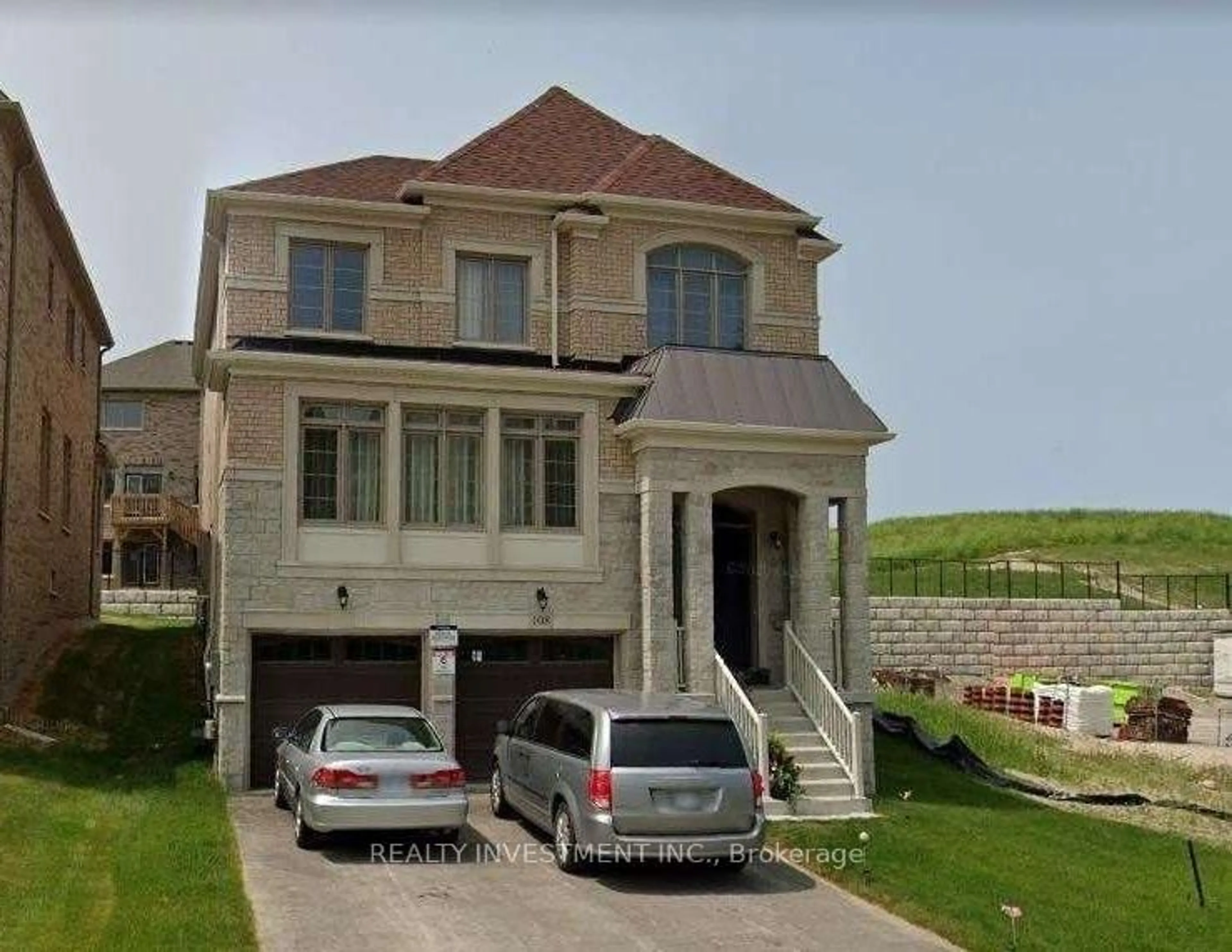 Unknown for 108 Holland Vista St, East Gwillimbury Ontario L9N 0T4