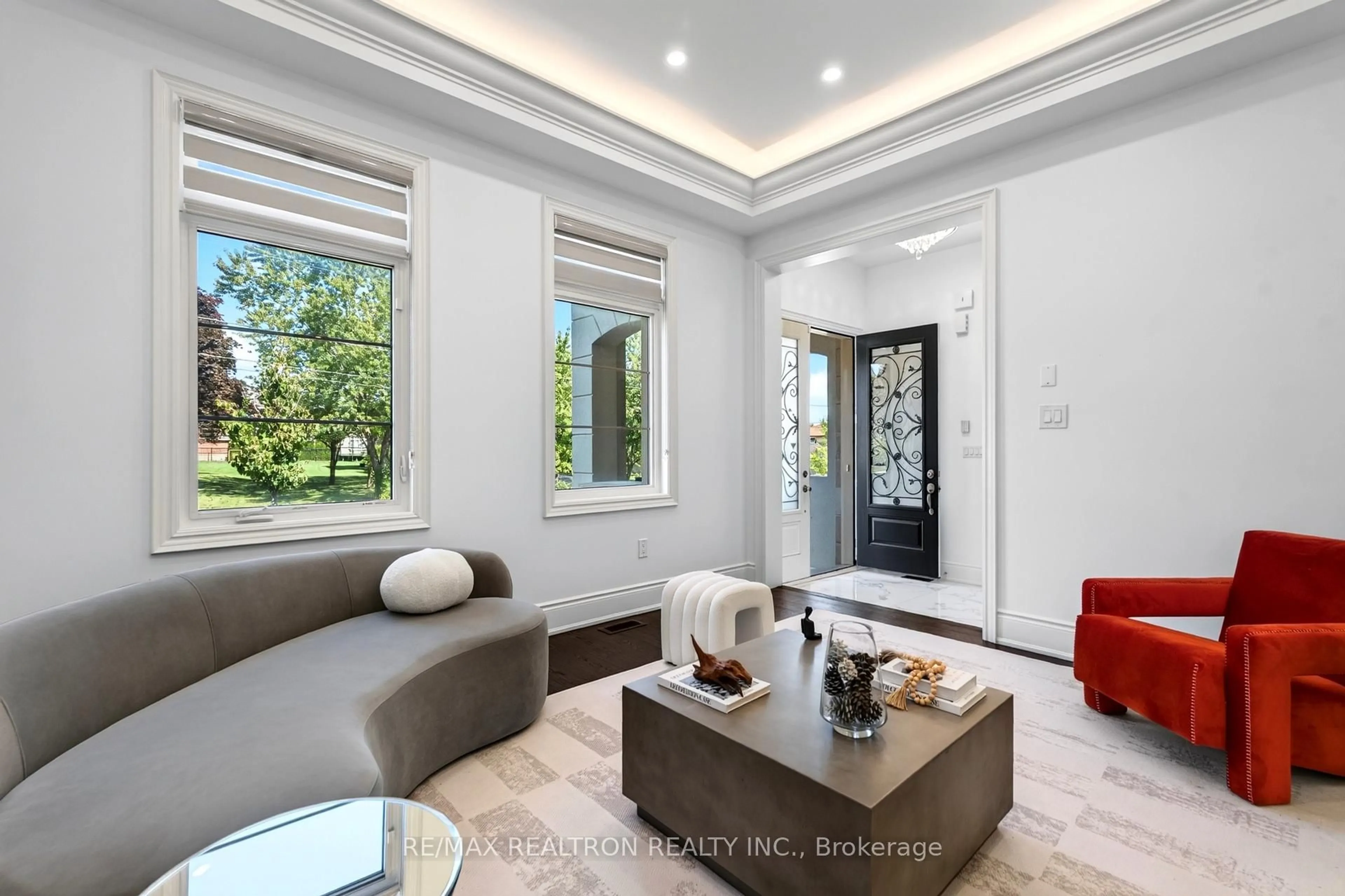 Unknown for 209 Hillsview Dr, Richmond Hill Ontario L4C 4L8