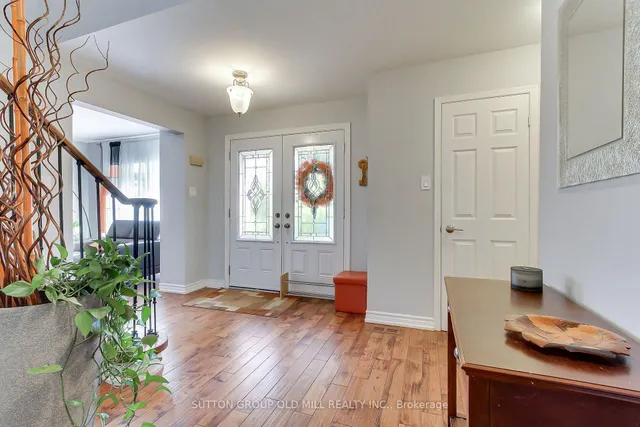 129 Robin Crt, Newmarket 4