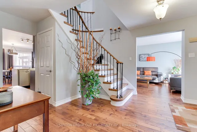 129 Robin Crt, Newmarket 5