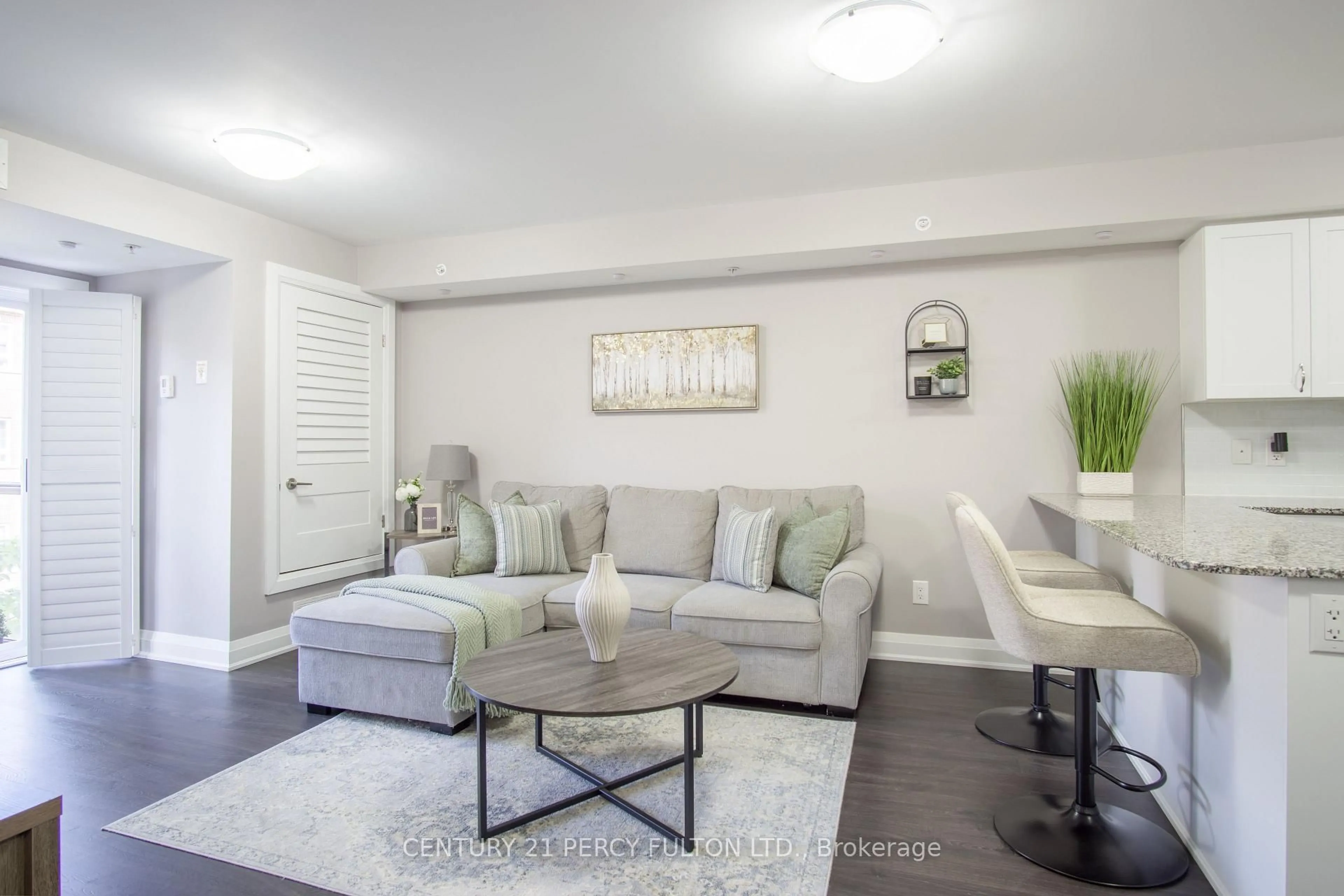 Living room with furniture, unknown for 481 Rupert Ave #201, Whitchurch-Stouffville Ontario L4A 1Y7