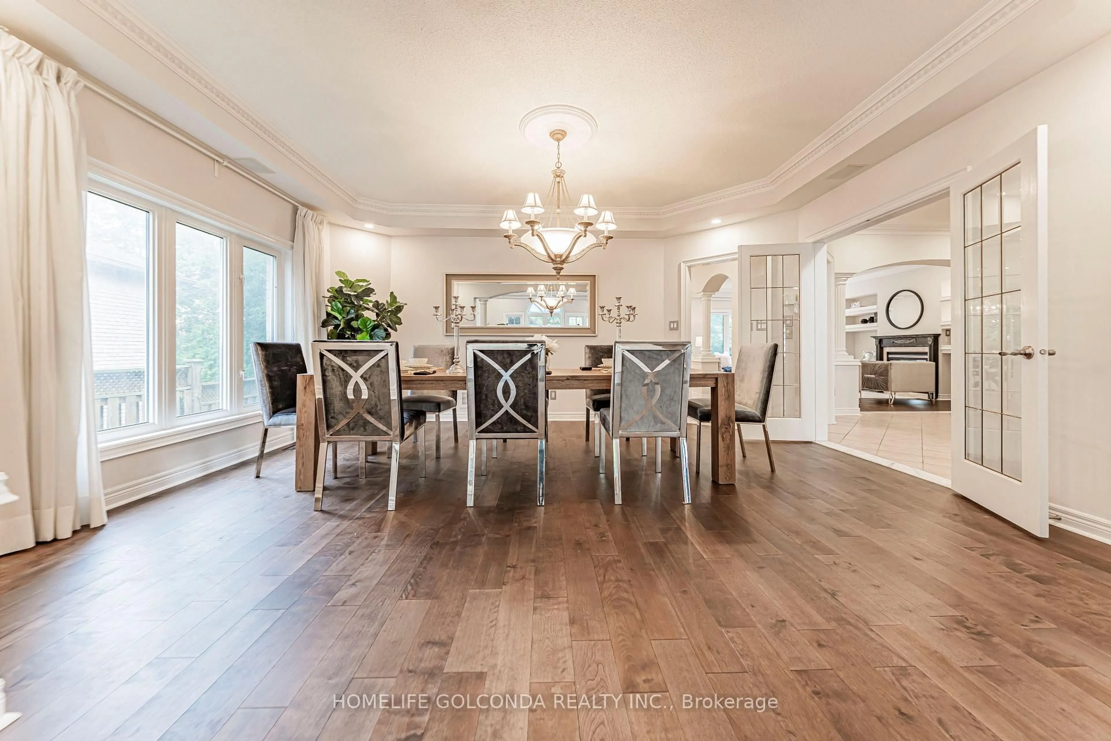Dining room, wood/laminate floor for 30 Goldring Cres, Markham Ontario L6C 1Y6