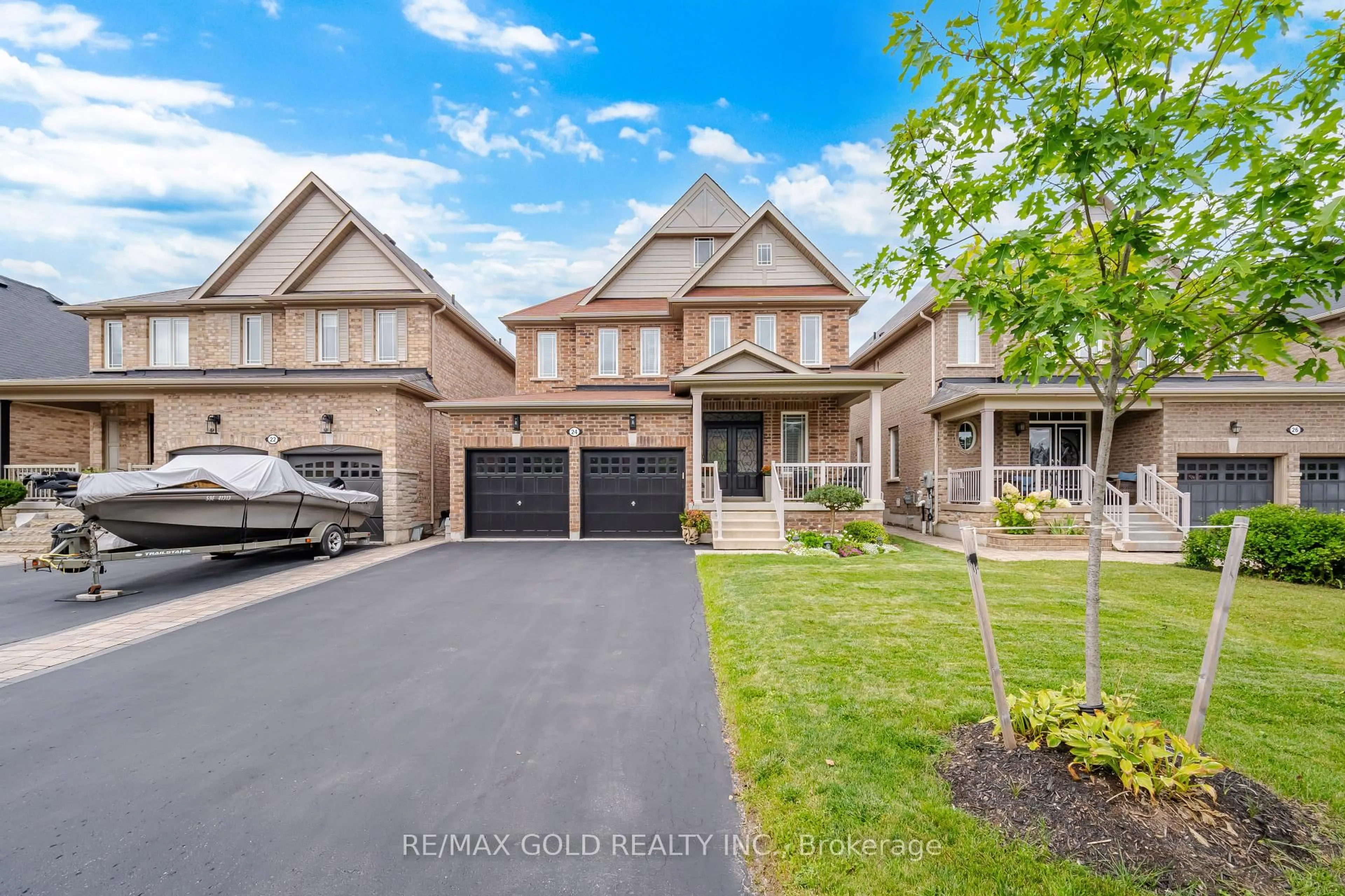 Home with brick exterior material, street for 24 Gunning Cres, New Tecumseth Ontario L0G 1W0