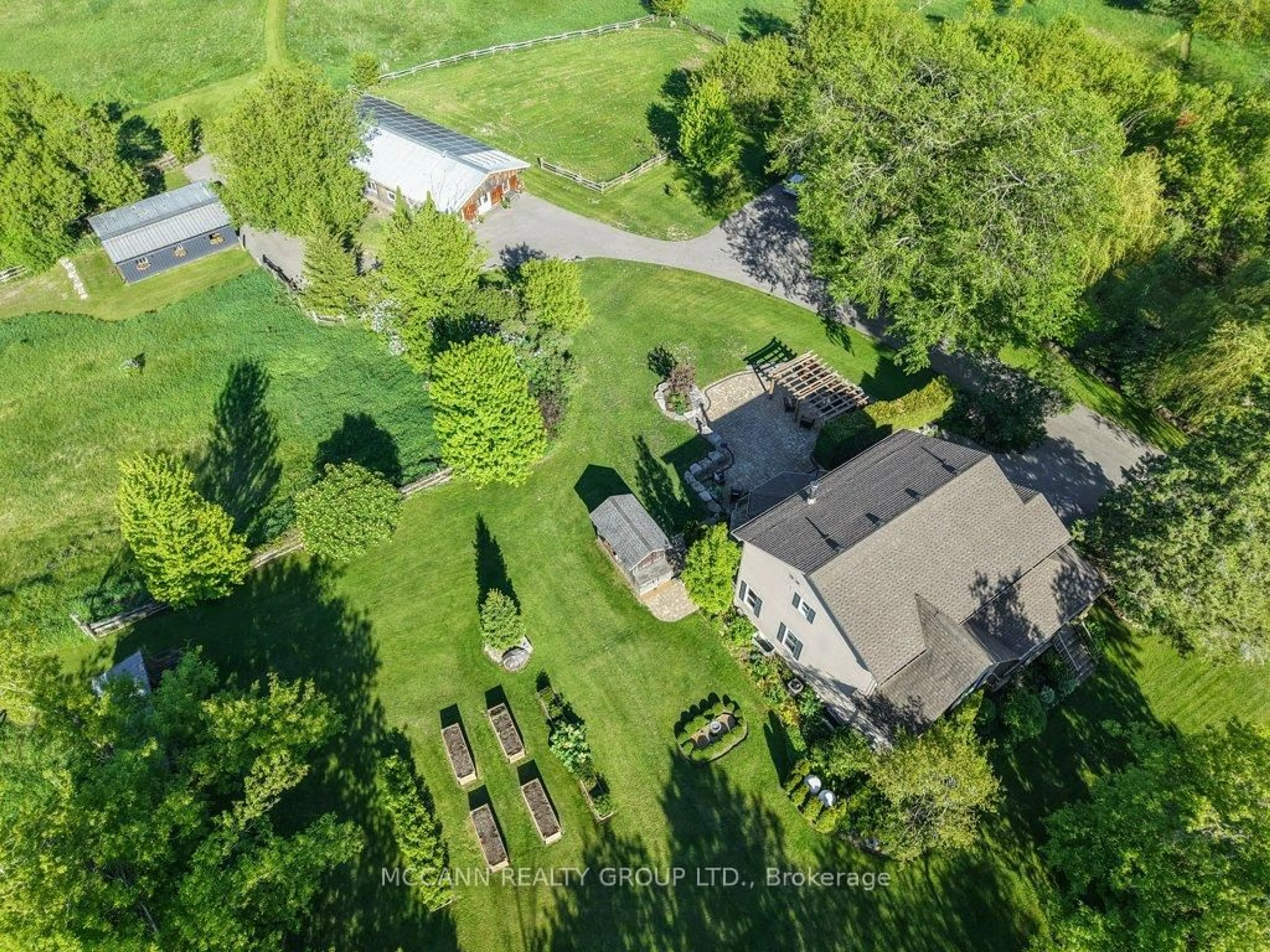 A pic from outside/outdoor area/front of a property/back of a property/a pic from drone, unknown for 10445 Side Road 17 Rd, Brock Ontario L0C 1H0