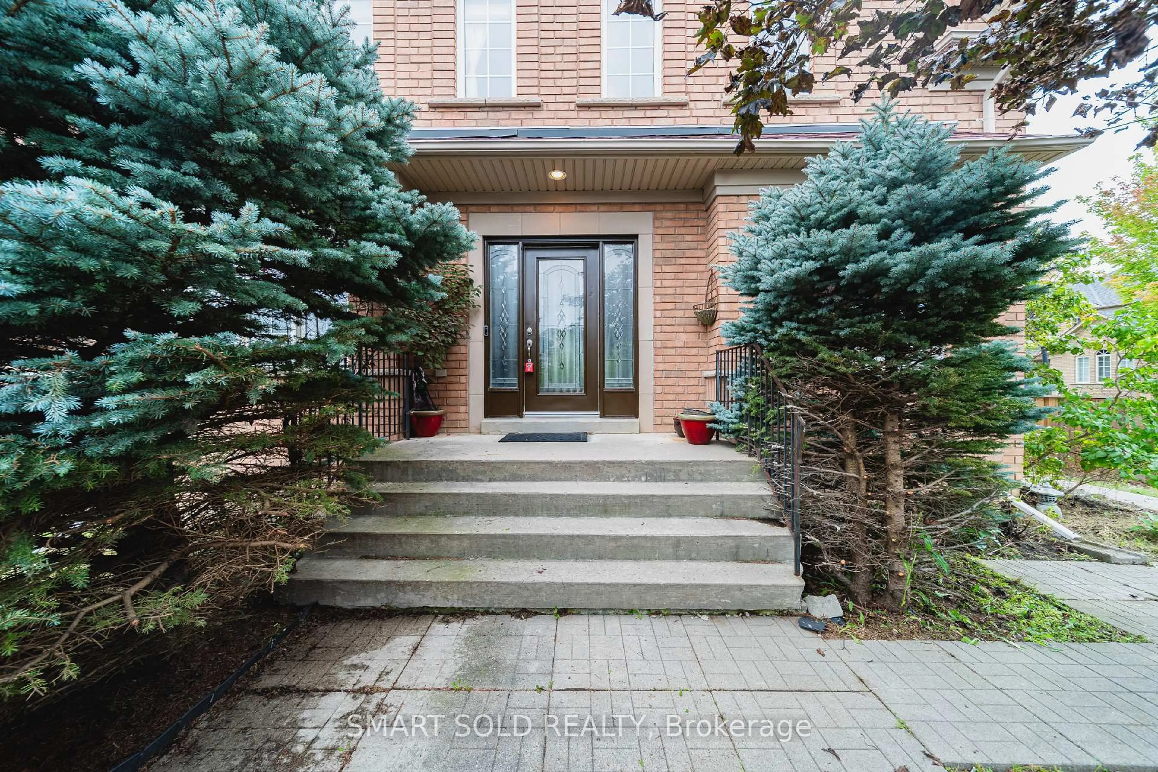 Home with brick exterior material, street for 16 Courtney Cres, Richmond Hill Ontario L4E 4B9