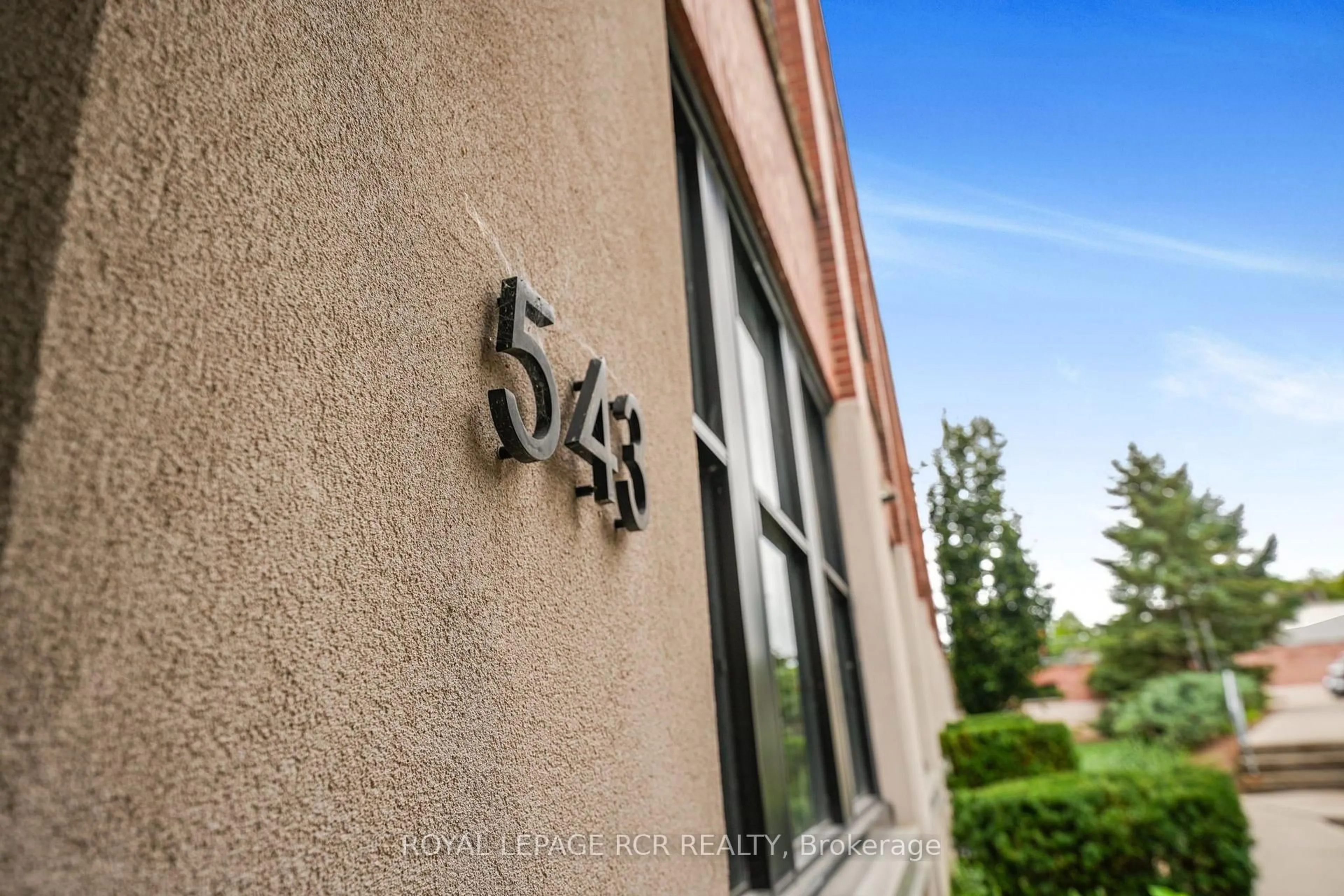 Unknown for 543 Timothy St #207, Newmarket Ontario L3Y 1R1