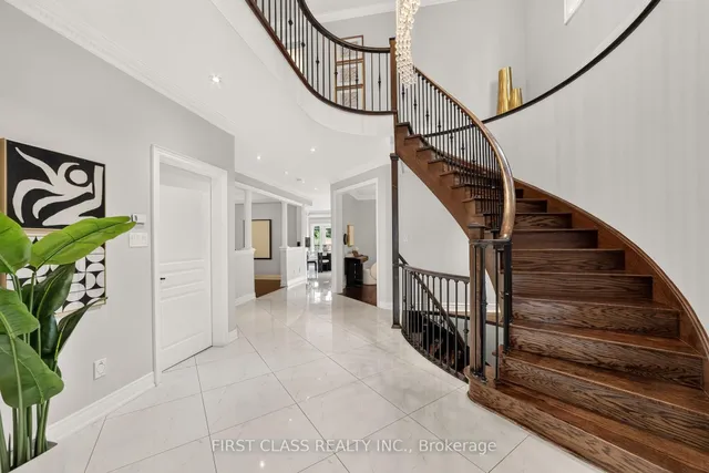 23 Lady Karen Cres, Vaughan 2