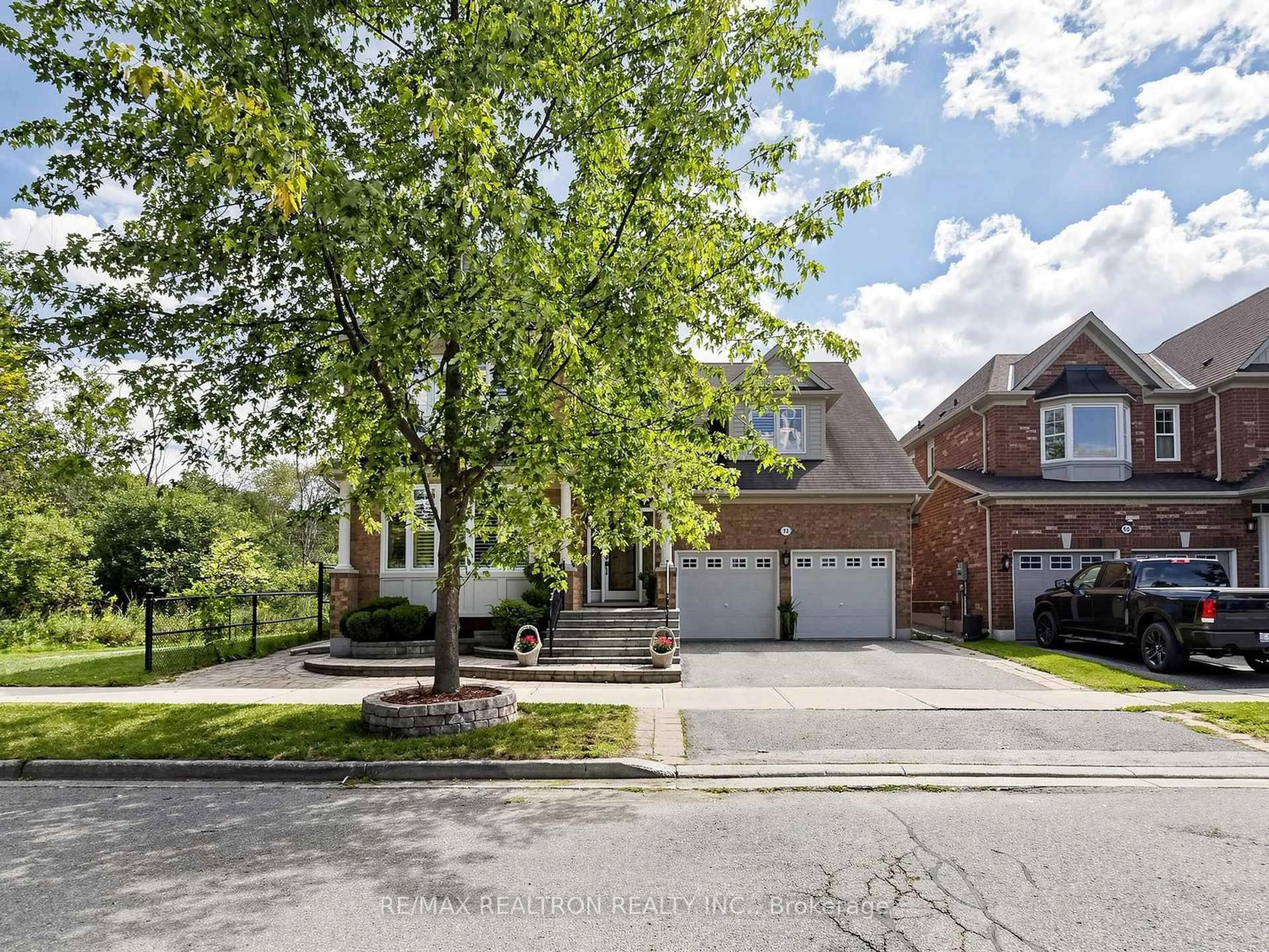 Home with brick exterior material, street for 92 Clausfarm Lane, Whitchurch-Stouffville Ontario L4A 0M1