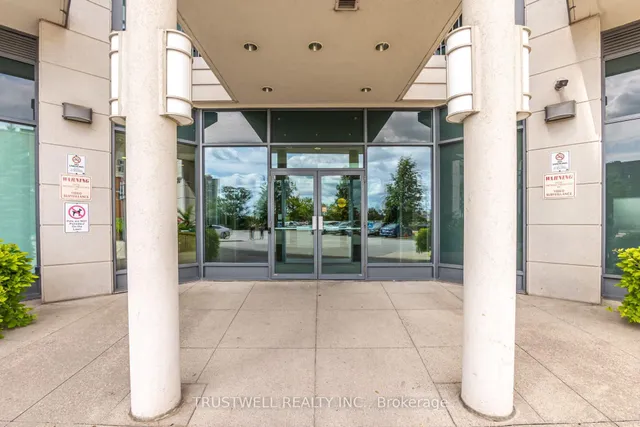 185 Oneida Cres #808, Richmond Hill 3