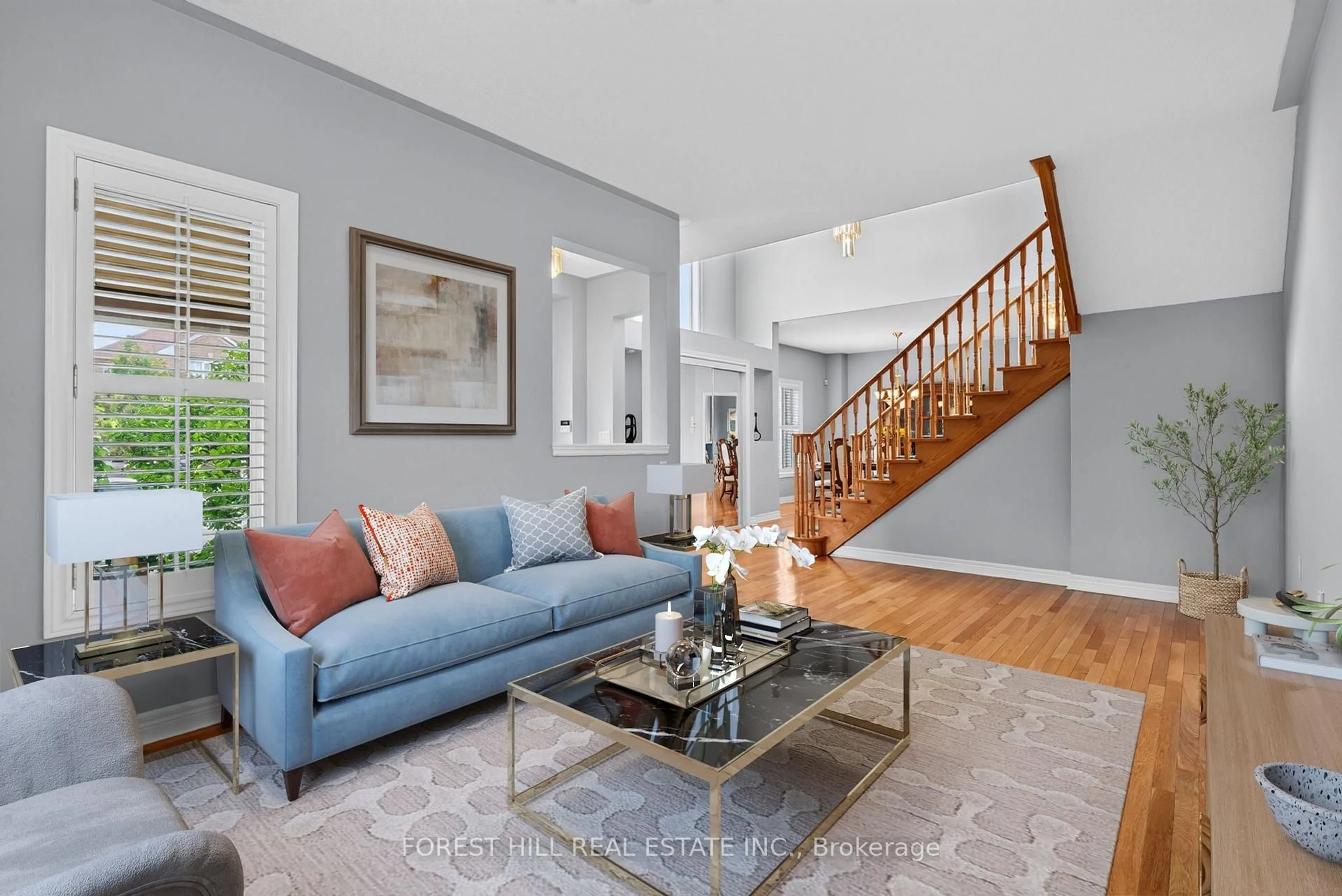 Living room with furniture, unknown for 2 Foxfield Cres, Vaughan Ontario L4K 5G2