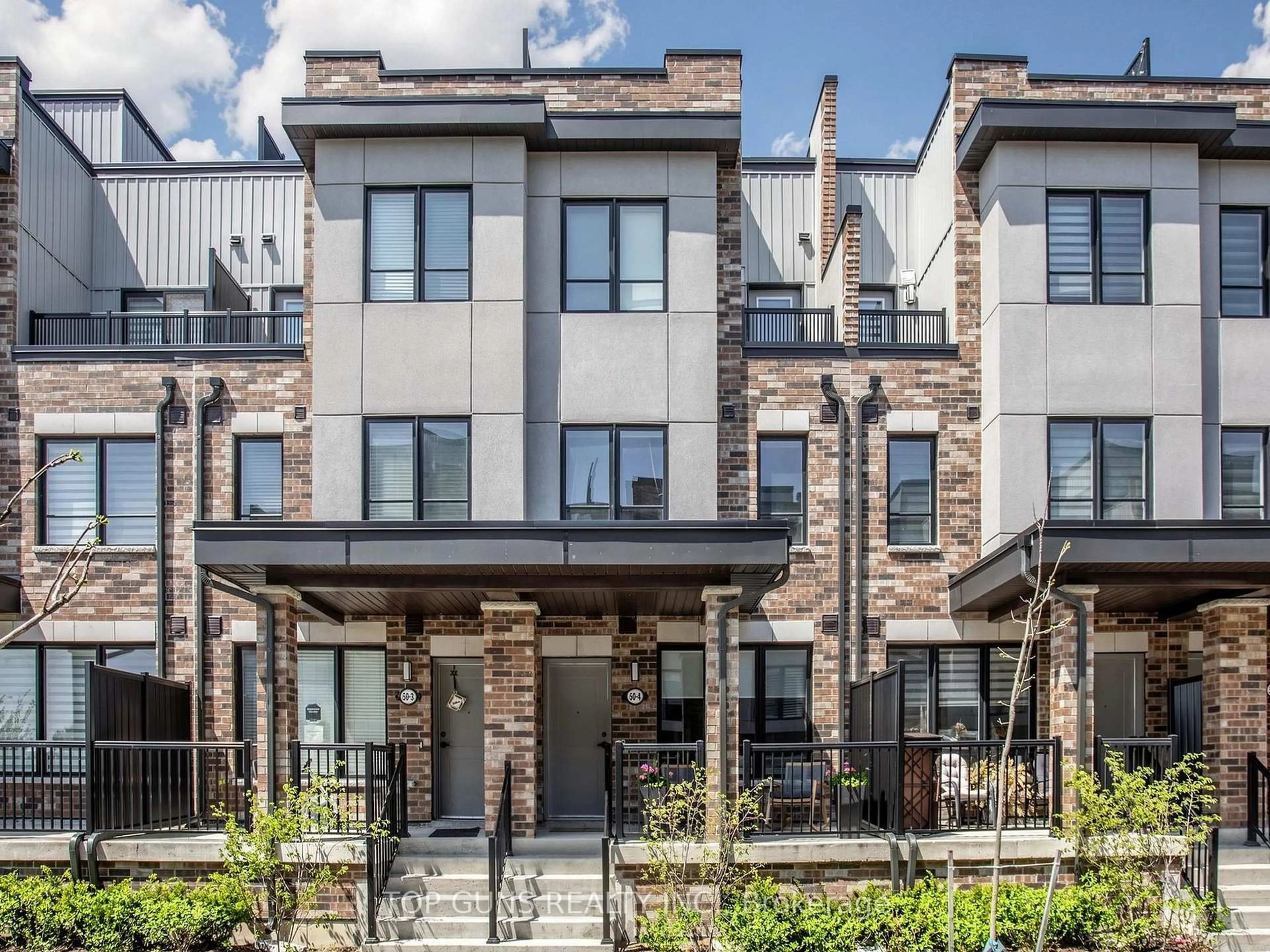 Home with brick exterior material, street for 50 Baynes Way #4, Bradford West Gwillimbury Ontario L3Z 4M4