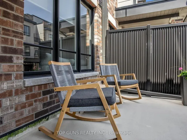 50 Baynes Way #4, Bradford West Gwillimbury 3