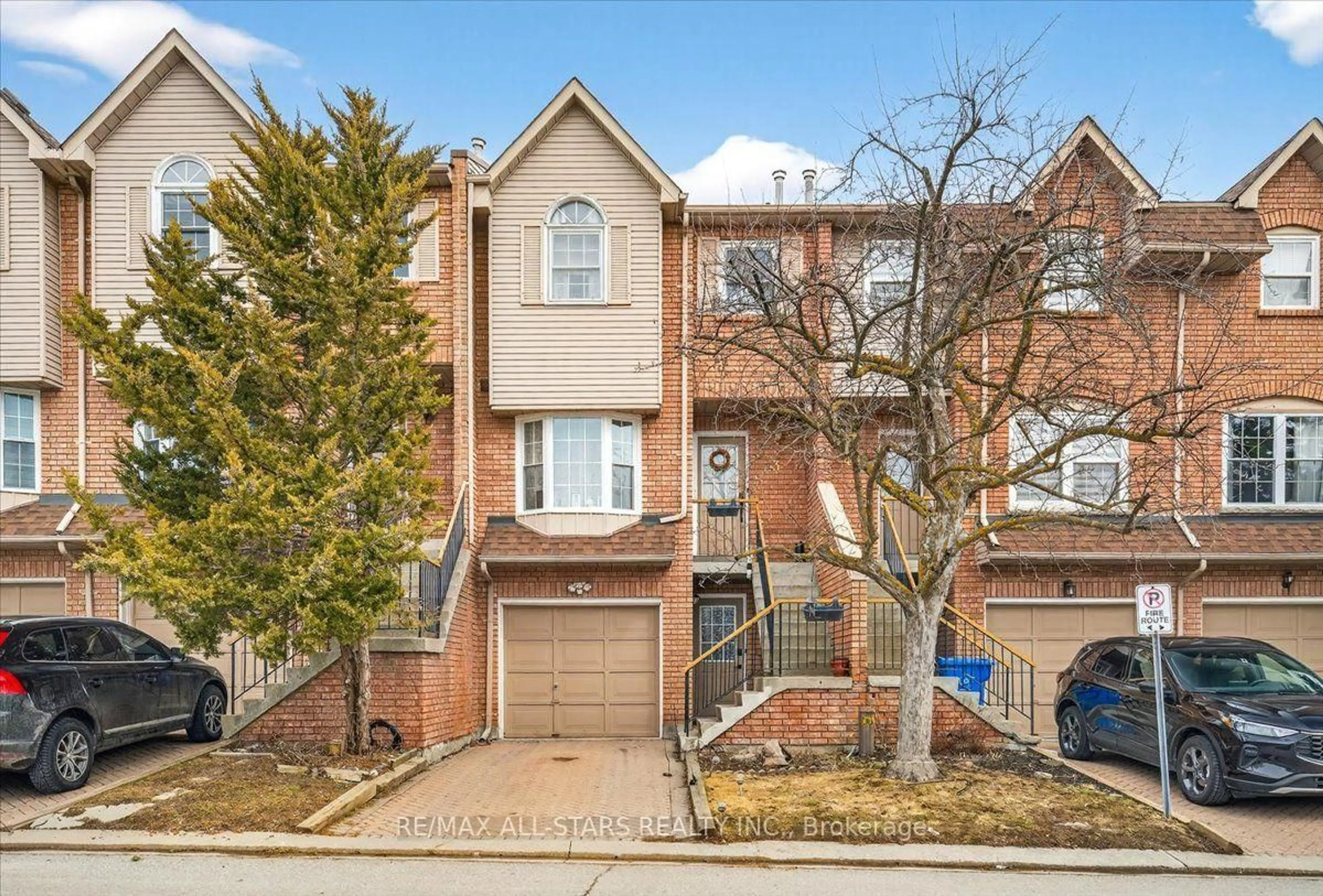 Home with brick exterior material, street for 119 Spring Rd #3, Georgina Ontario L4P 2K4