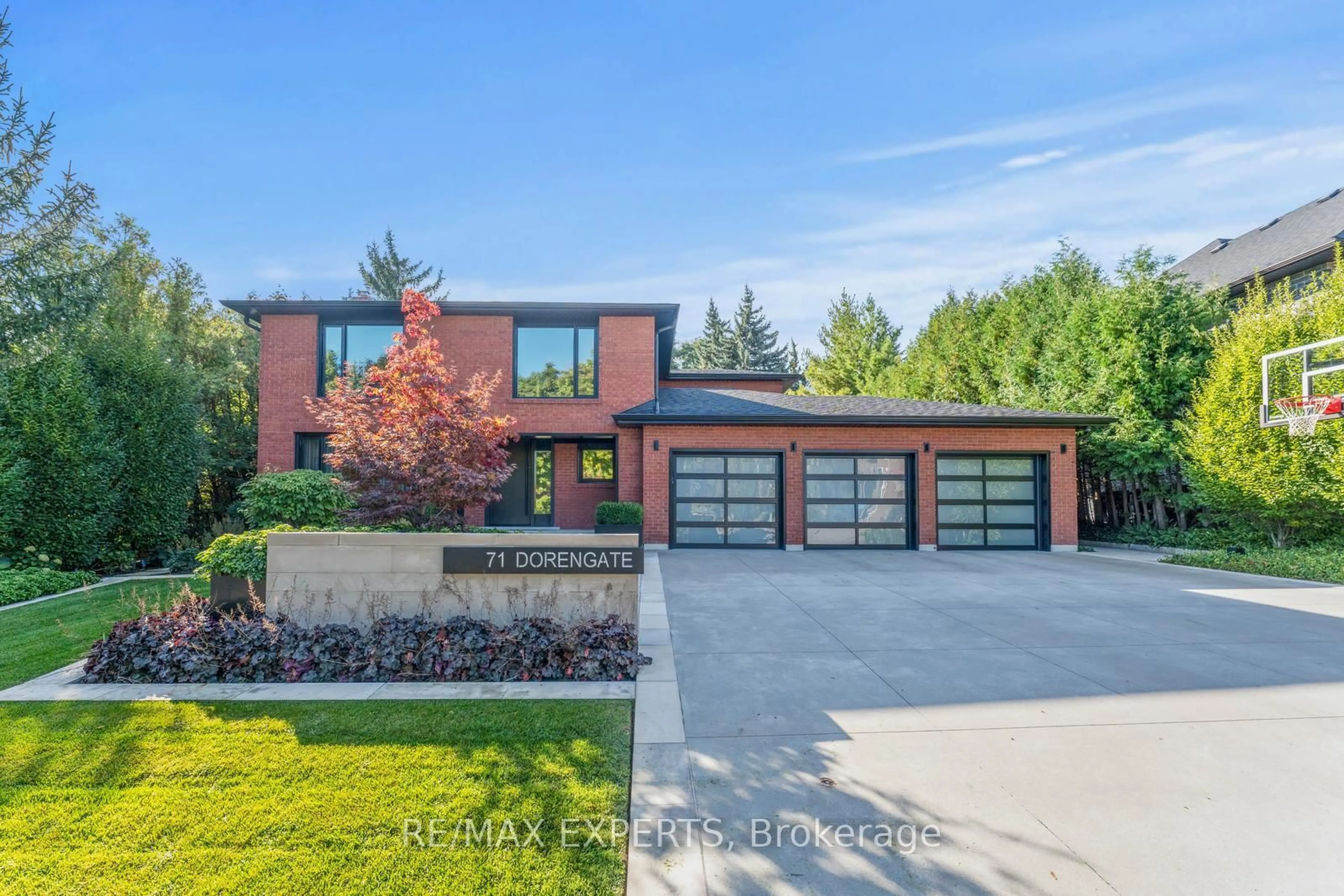 Home with brick exterior material, street for 71 Dorengate Dr, Vaughan Ontario L4L 1M6