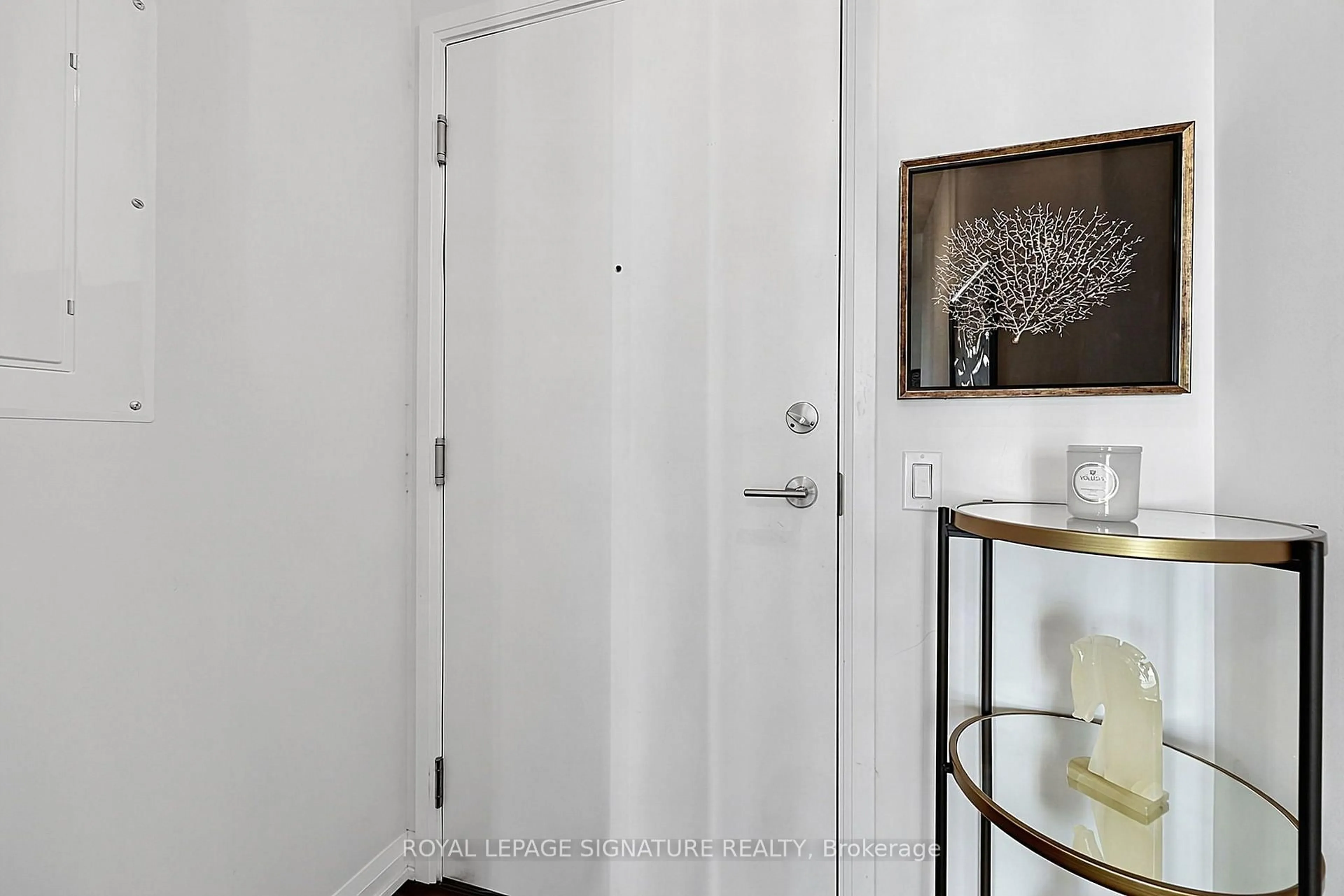 Indoor entryway for 7895 Jane St #2908, Vaughan Ontario L4K 0K2