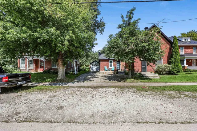 8128 Main St, Adjala-Tosorontio 2