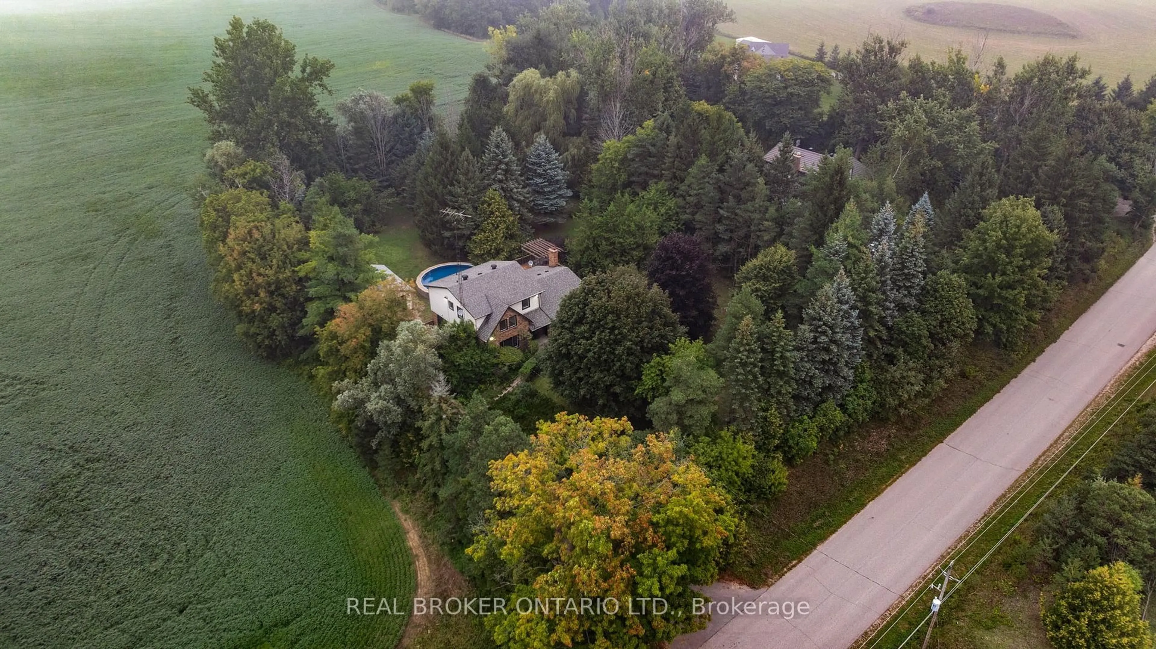 A pic from outside/outdoor area/front of a property/back of a property/a pic from drone, water/lake/river/ocean view for 8626 5th Sdrd, Adjala-Tosorontio Ontario L9J 0E5