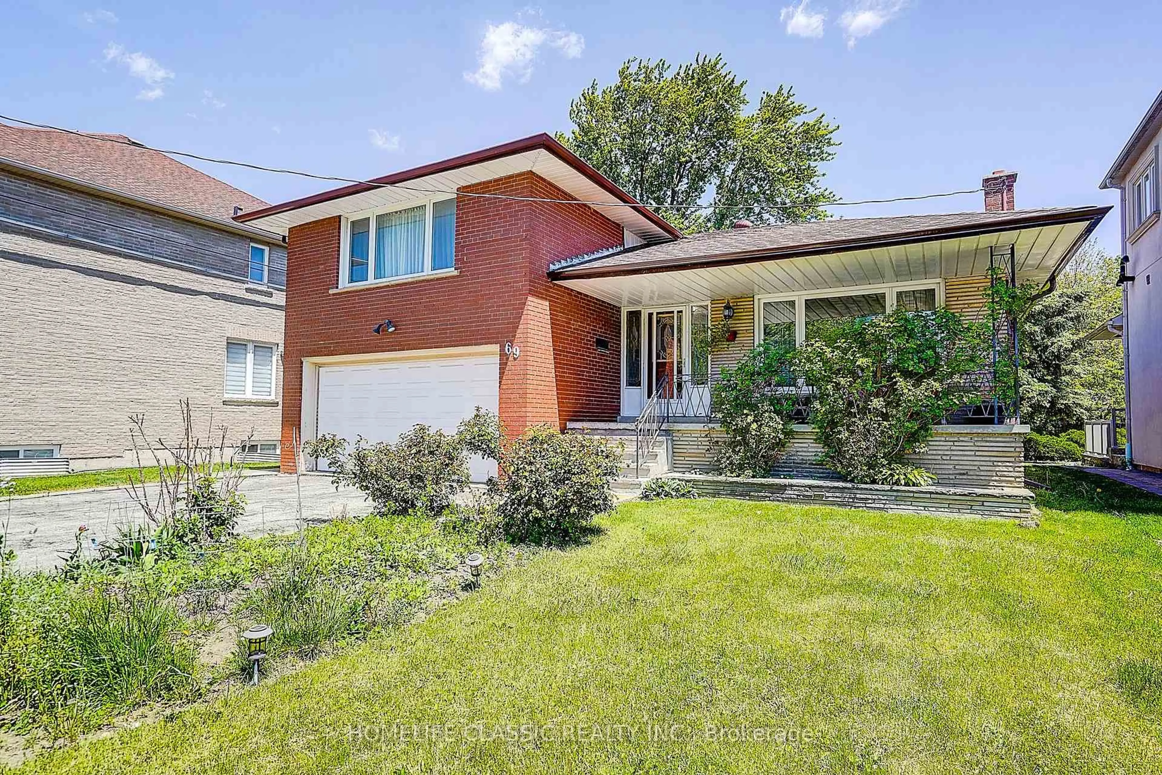 Home with brick exterior material, street for 69 Elm Ave, Richmond Hill Ontario L4C 6K8