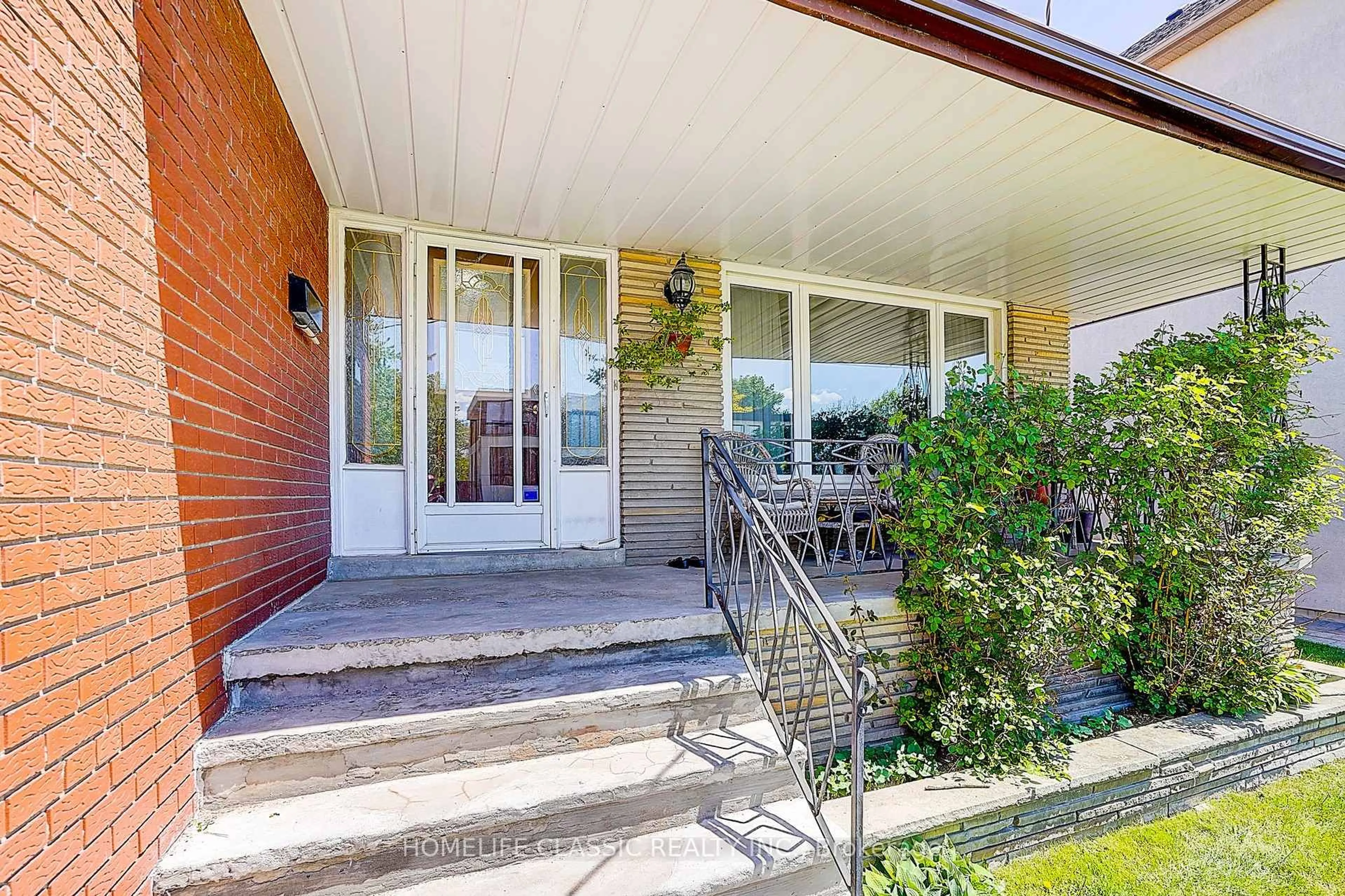 Unknown for 69 Elm Ave, Richmond Hill Ontario L4C 6K8