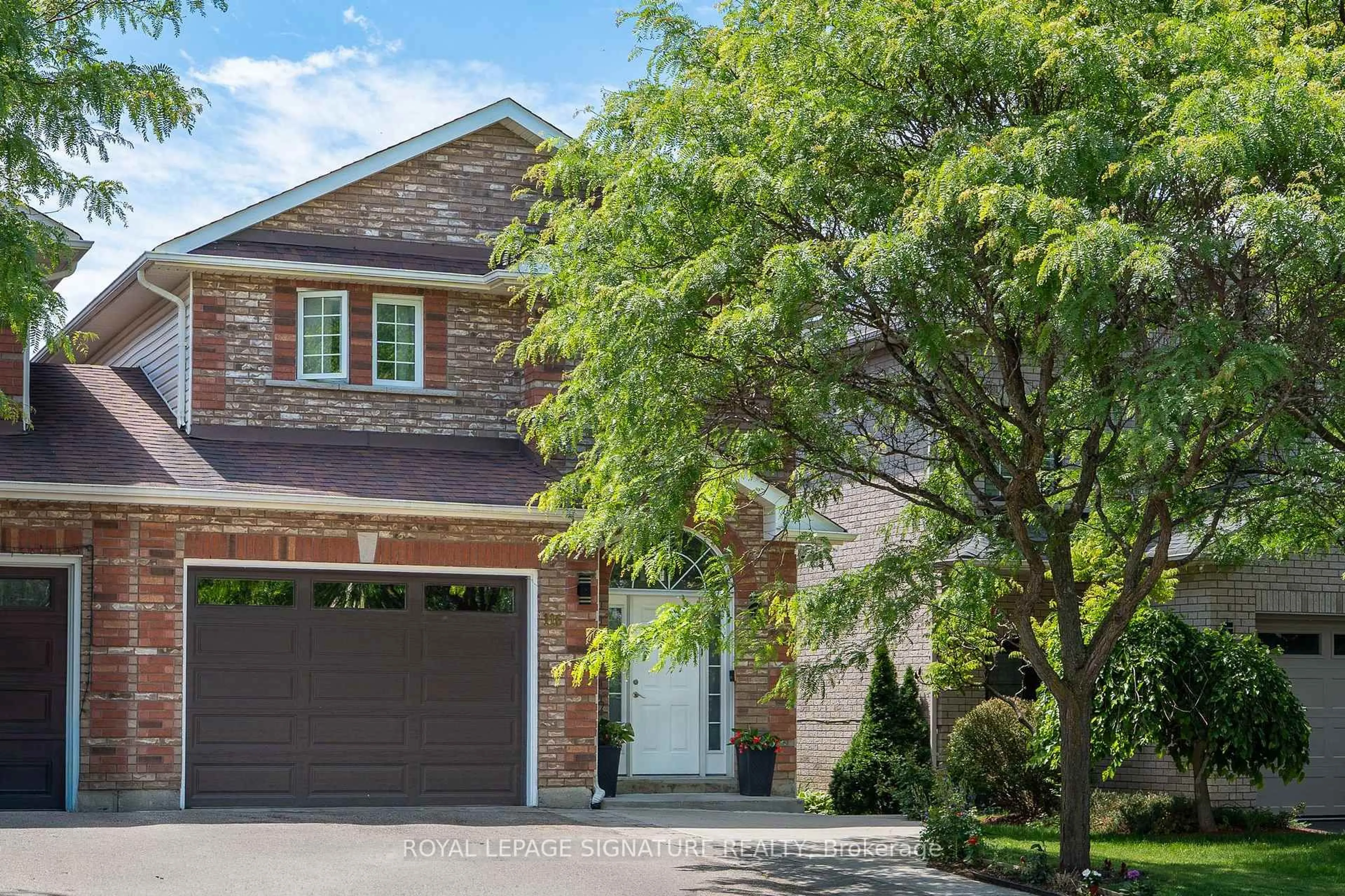 Home with brick exterior material, street for 116 Clearmeadow Blvd, Newmarket Ontario L3X 2M5
