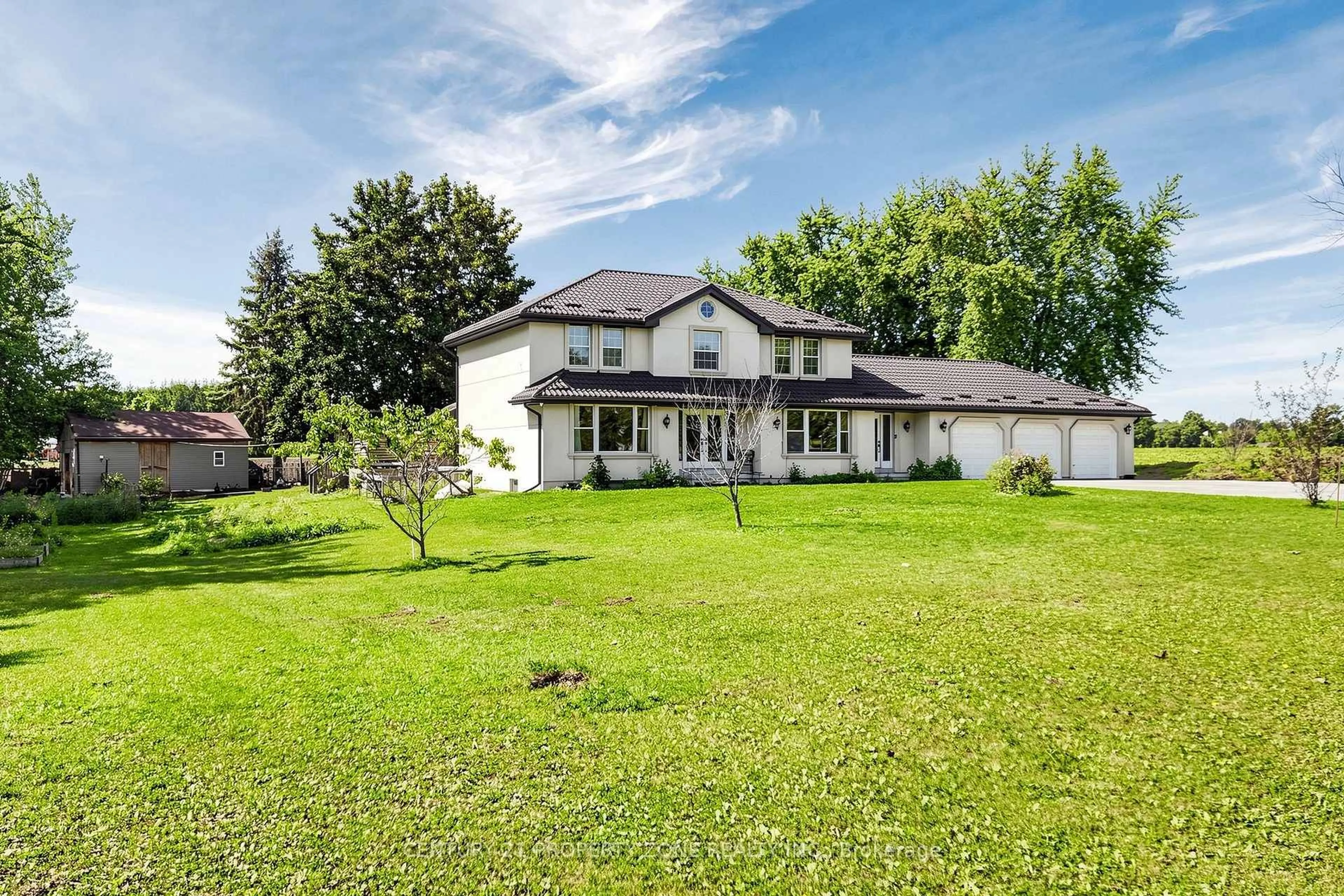 A pic from outside/outdoor area/front of a property/back of a property/a pic from drone, street for 4436 20 Side Rd, Bradford West Gwillimbury Ontario L0L 1R0