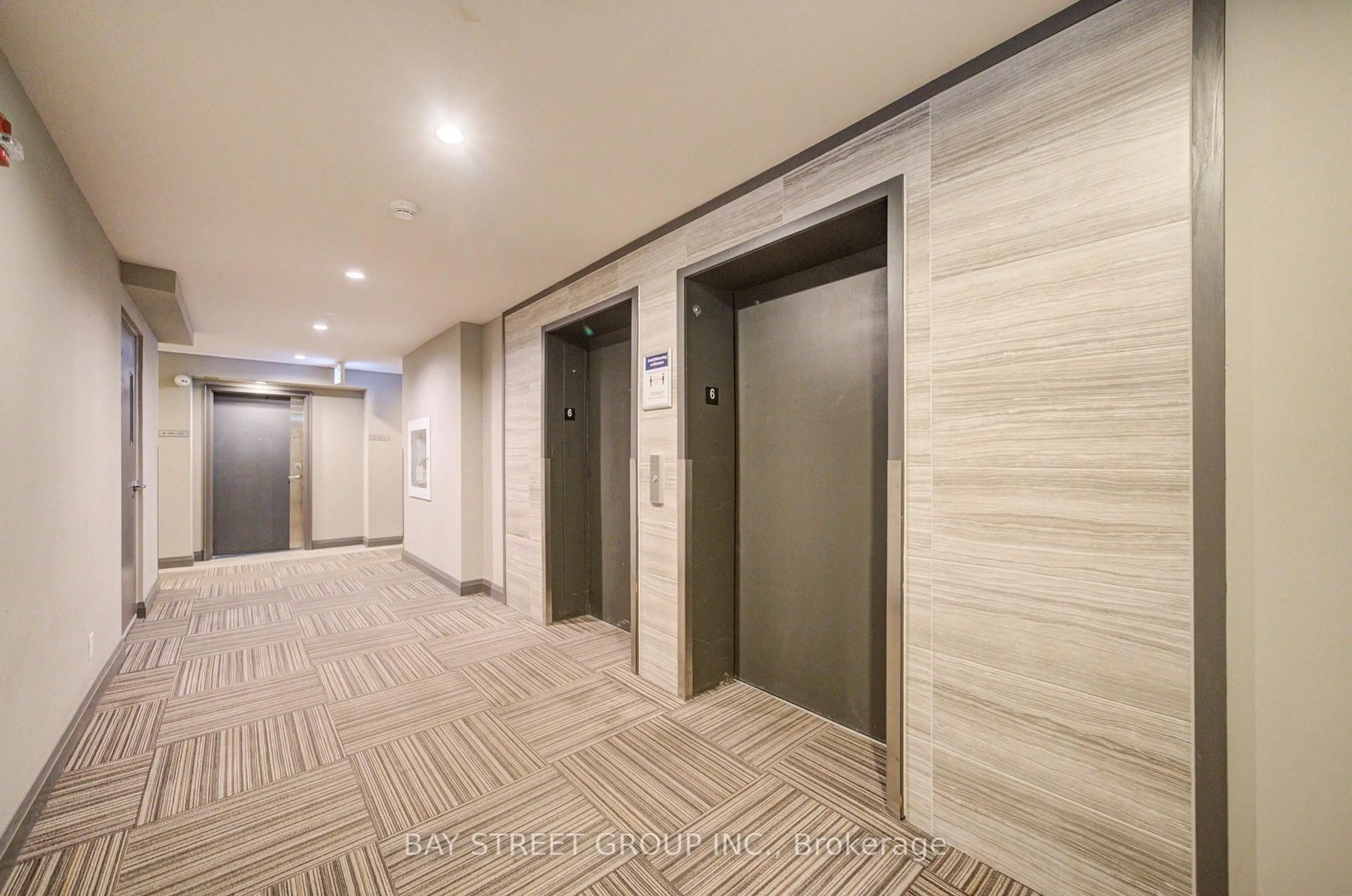 Indoor foyer for 2 Adam Sellers St #603, Markham Ontario L6B 1P2