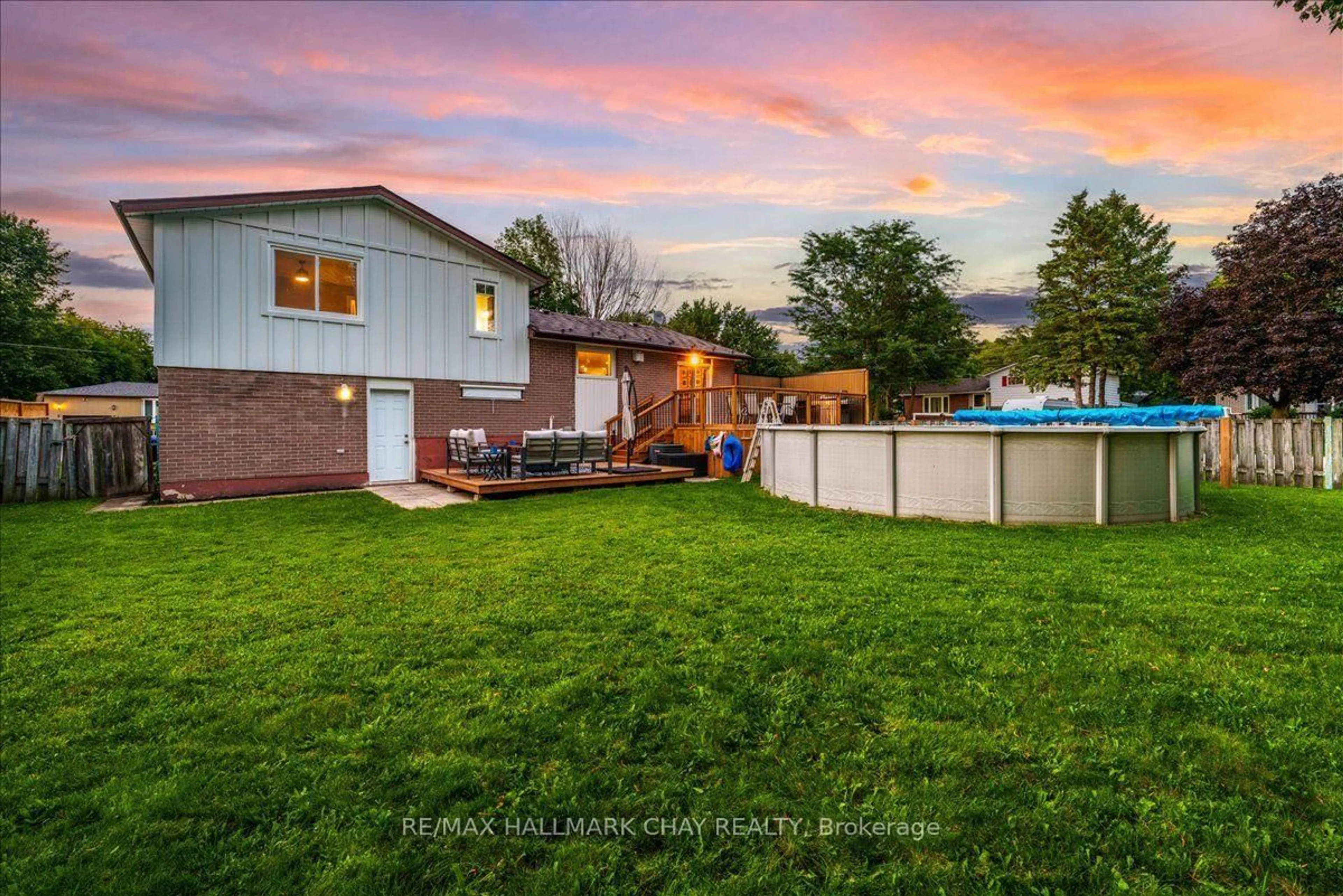 A pic from outside/outdoor area/front of a property/back of a property/a pic from drone, unknown for 12 Larkdale Cres, Essa Ontario L0M 1B0